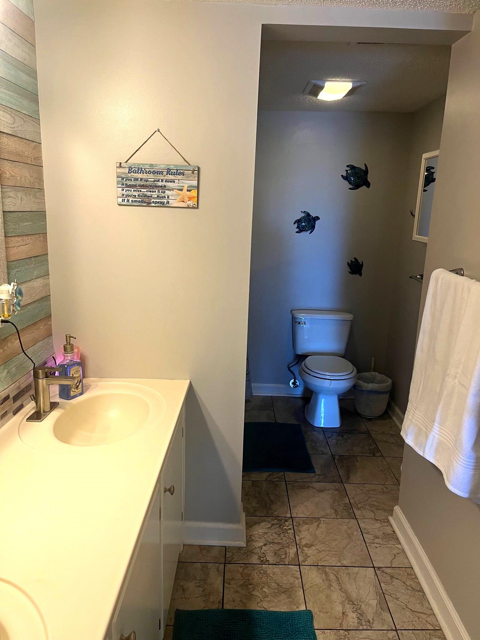 305 Chester St. Property Photo 15