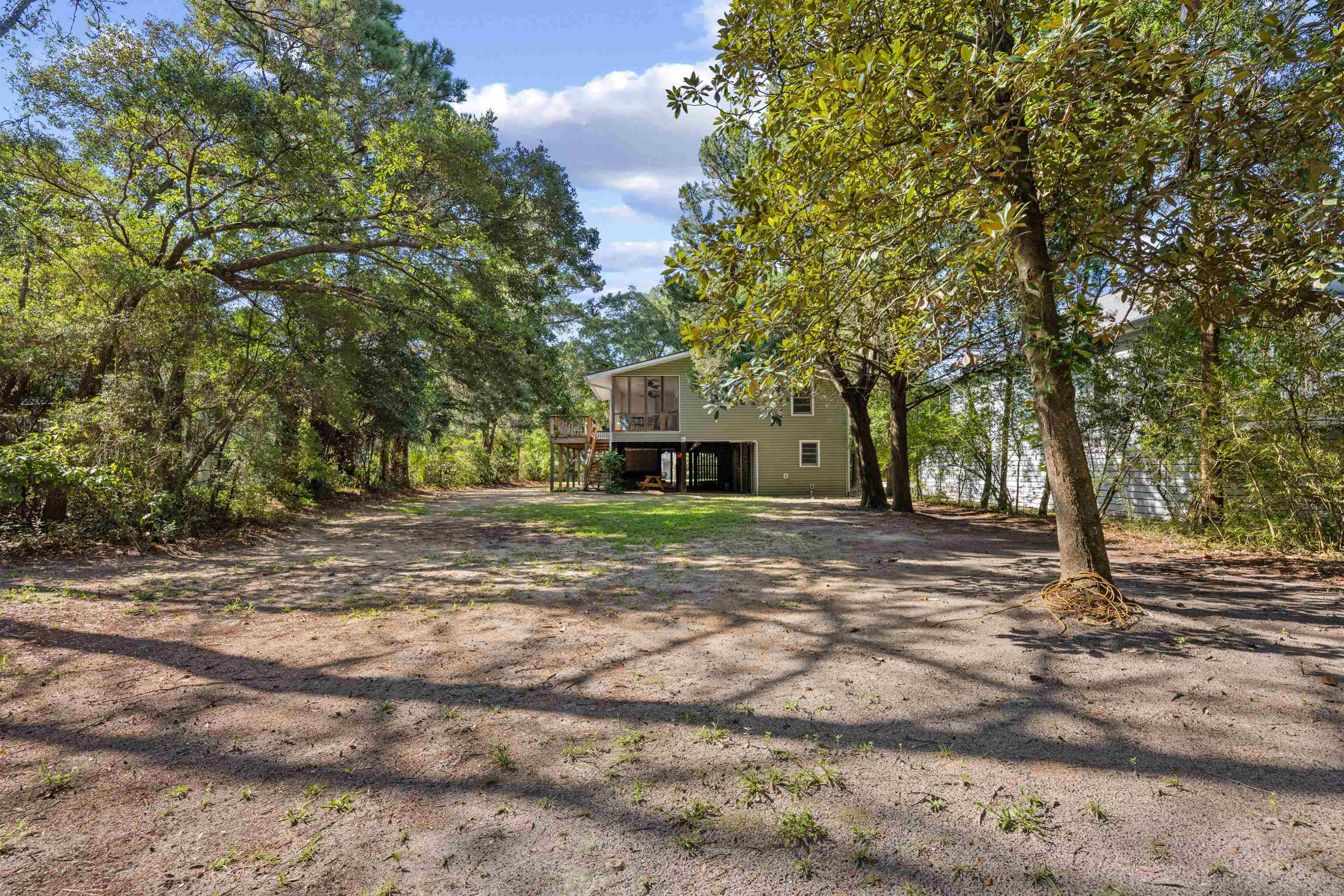 221 Windover Dr. Property Photo 23