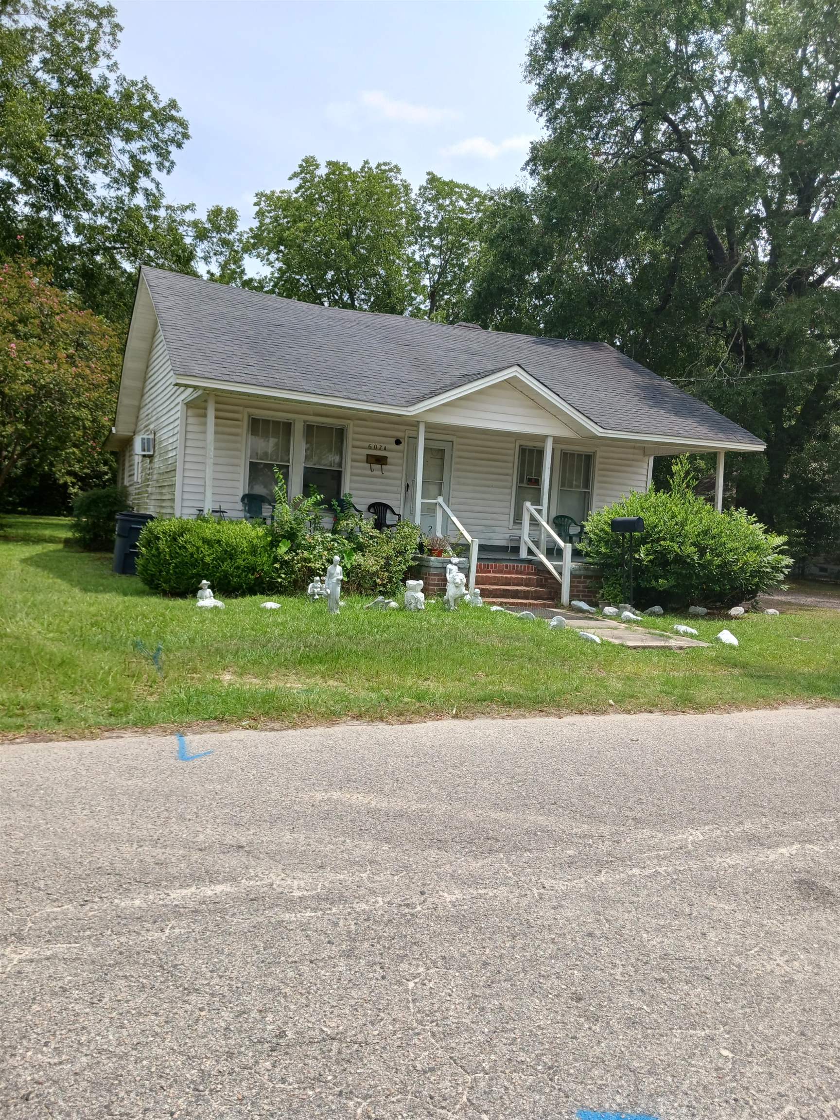 607 Smith St. Property Photo 1