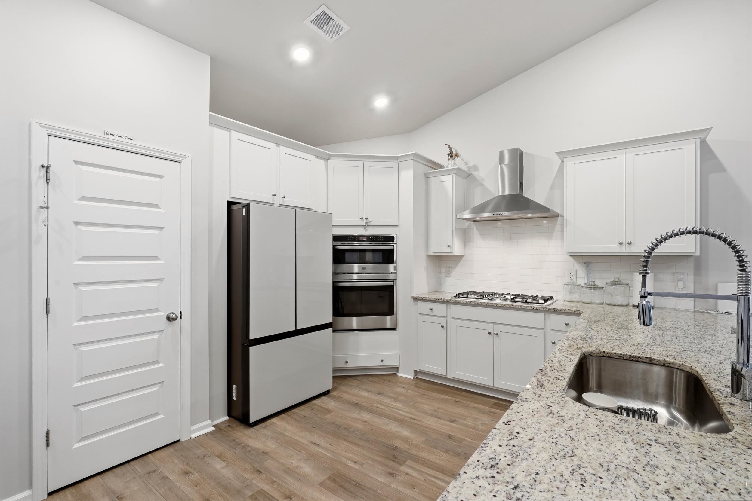 5681 Lacebark Trail Property Photo 14