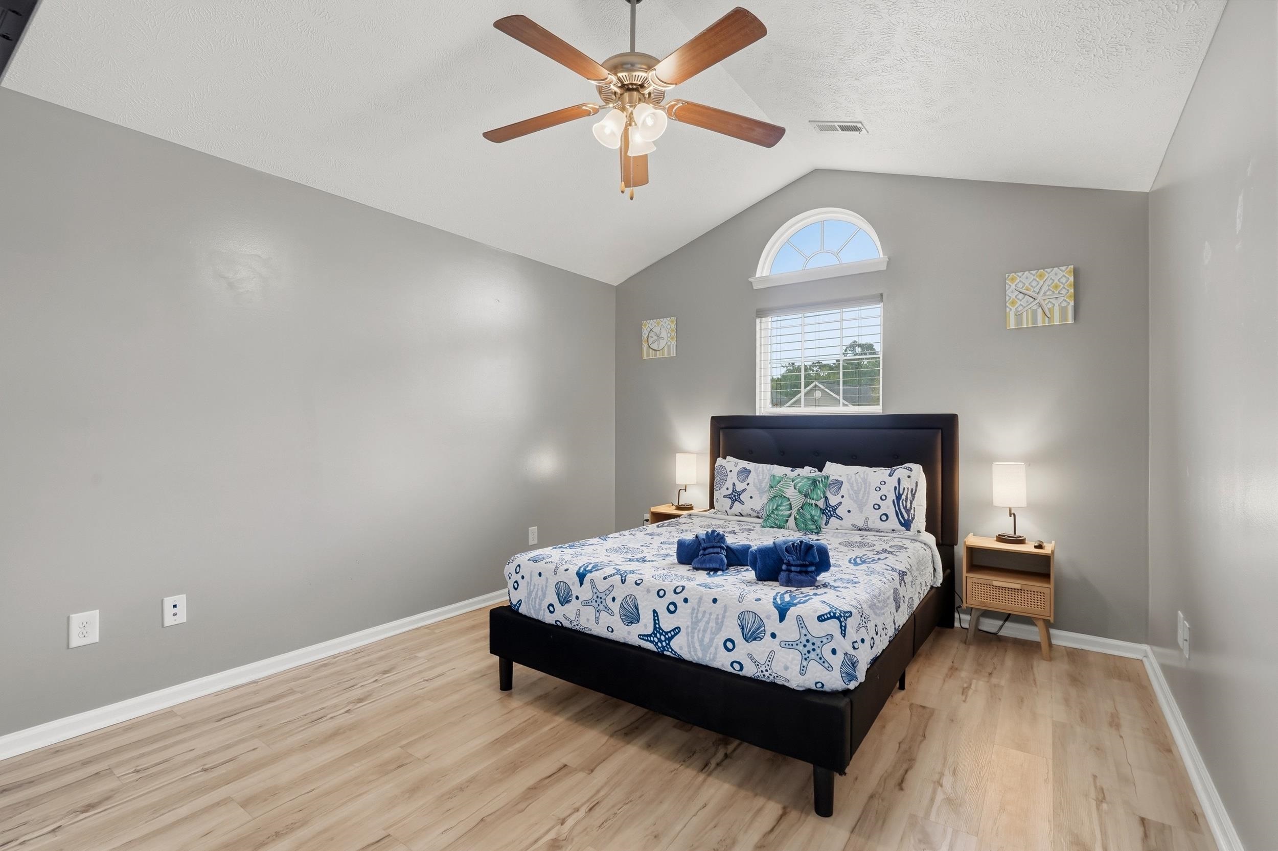 296 Foxpath Loop Property Photo 8