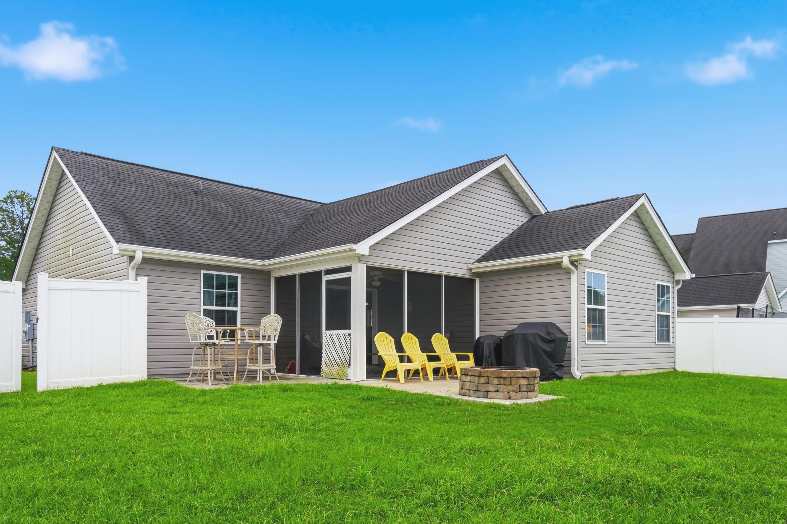 296 Foxpath Loop Property Photo 16