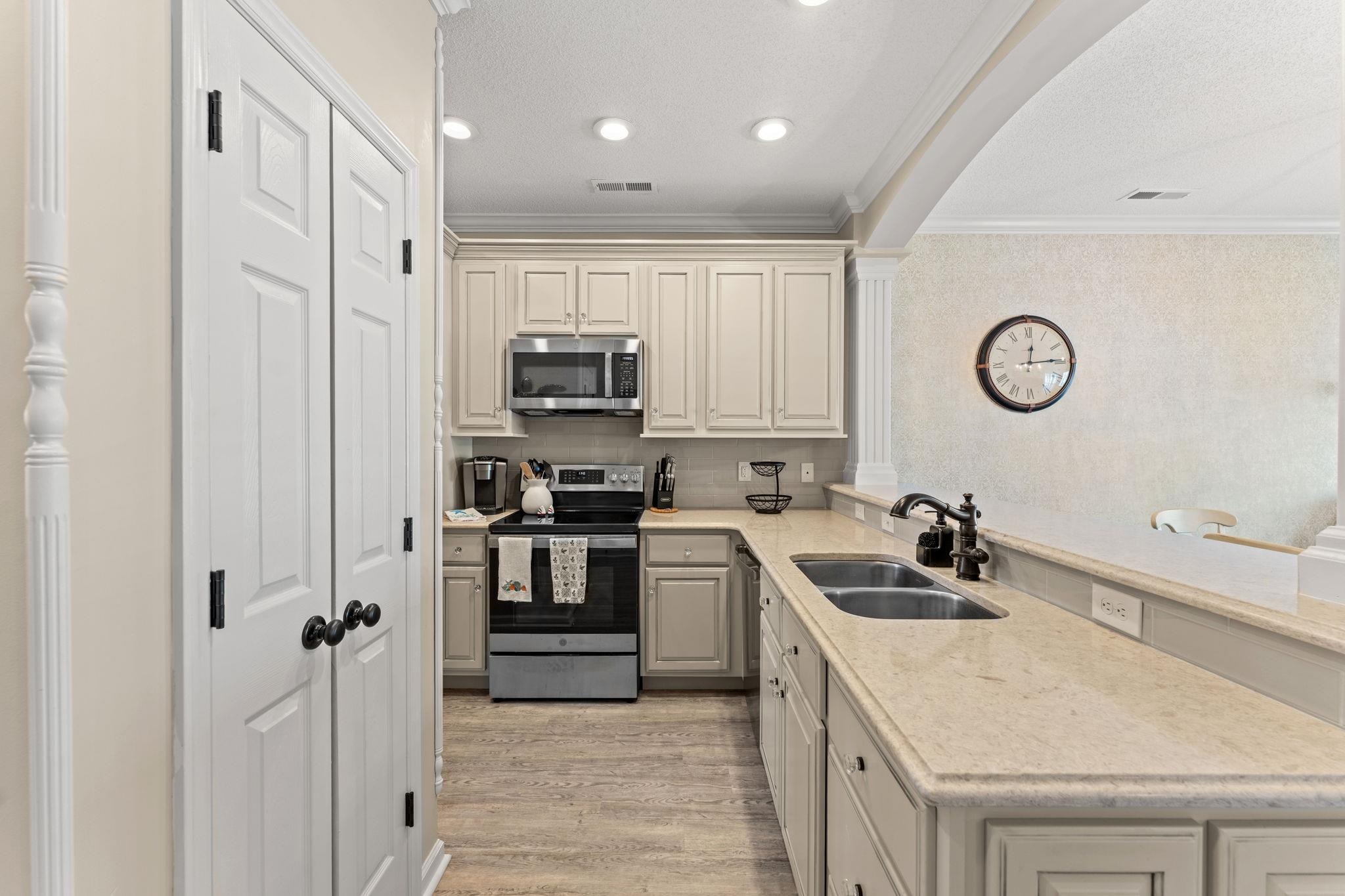 4621 Lightkeepers Way Property Photo 10