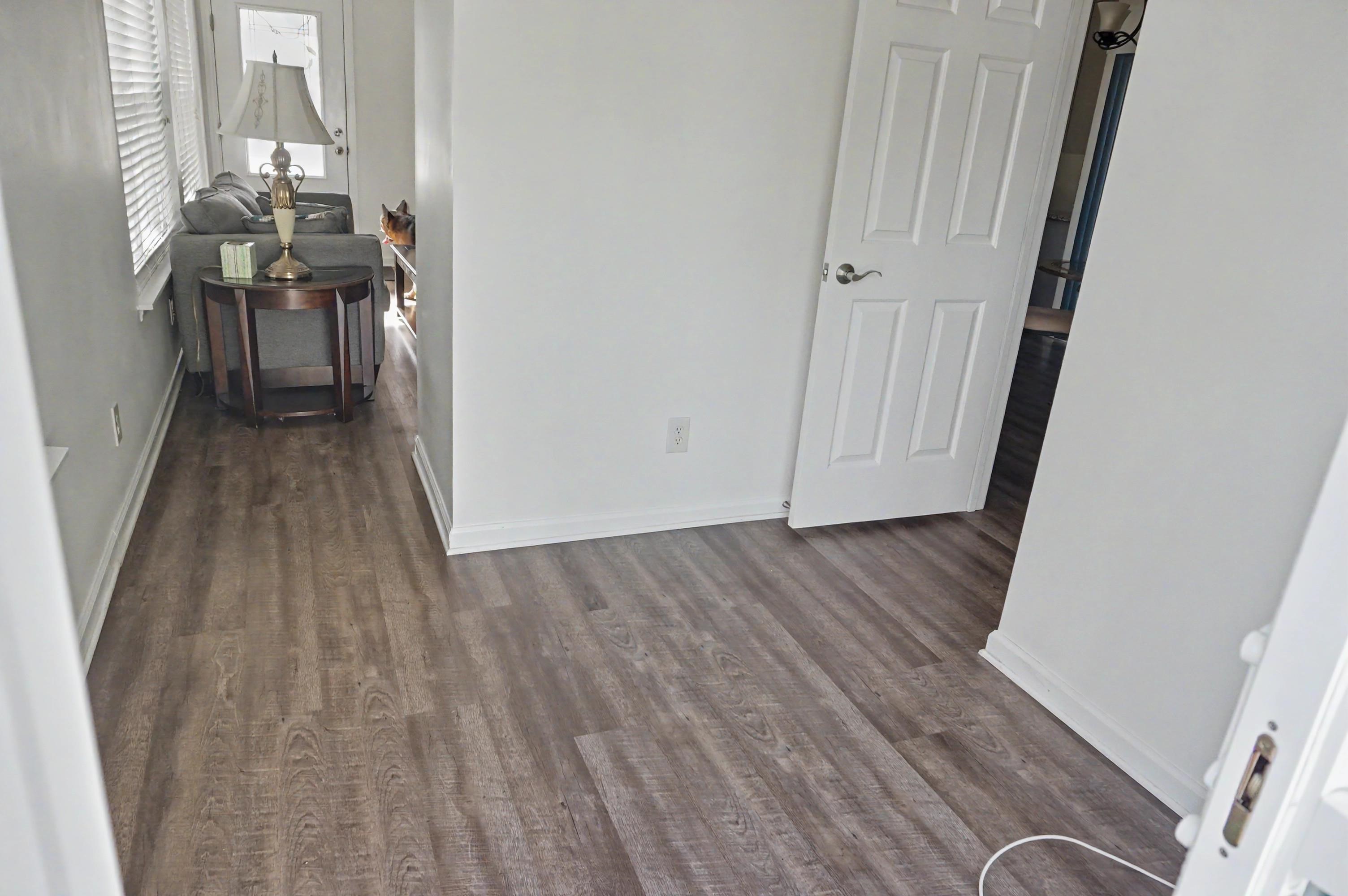 1010 Charles St. Property Photo 16