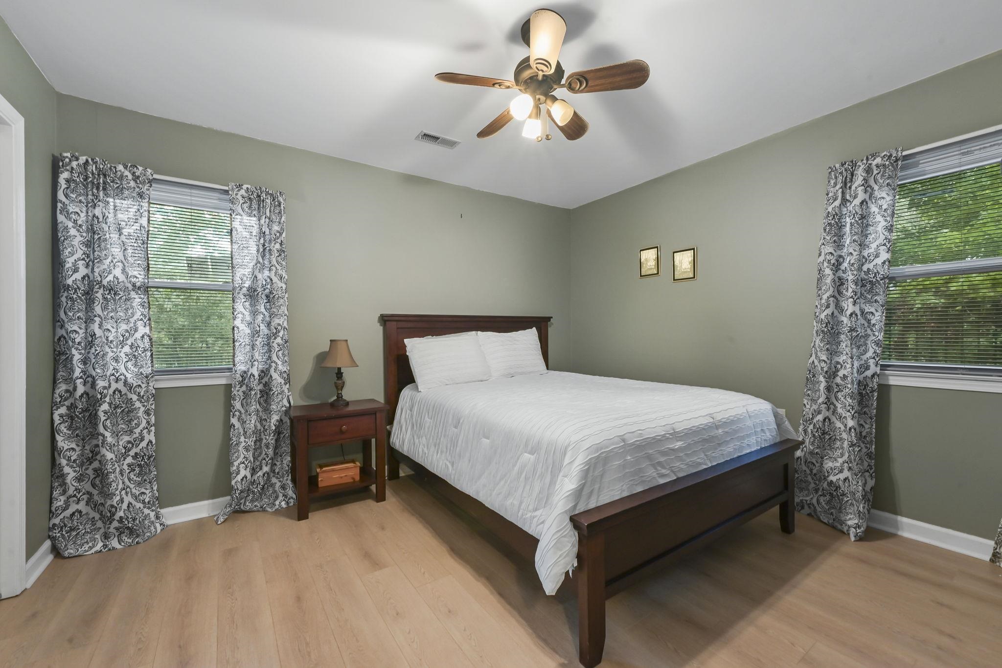 1064 Page Dr. Property Photo 6