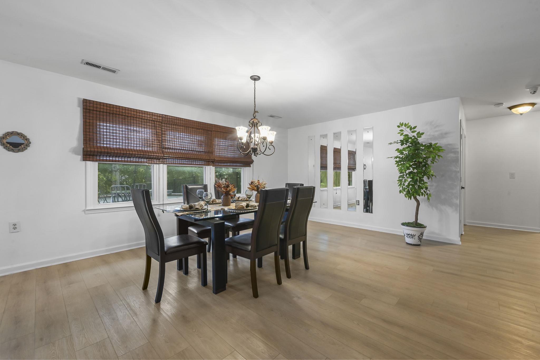 1064 Page Dr. Property Photo 12