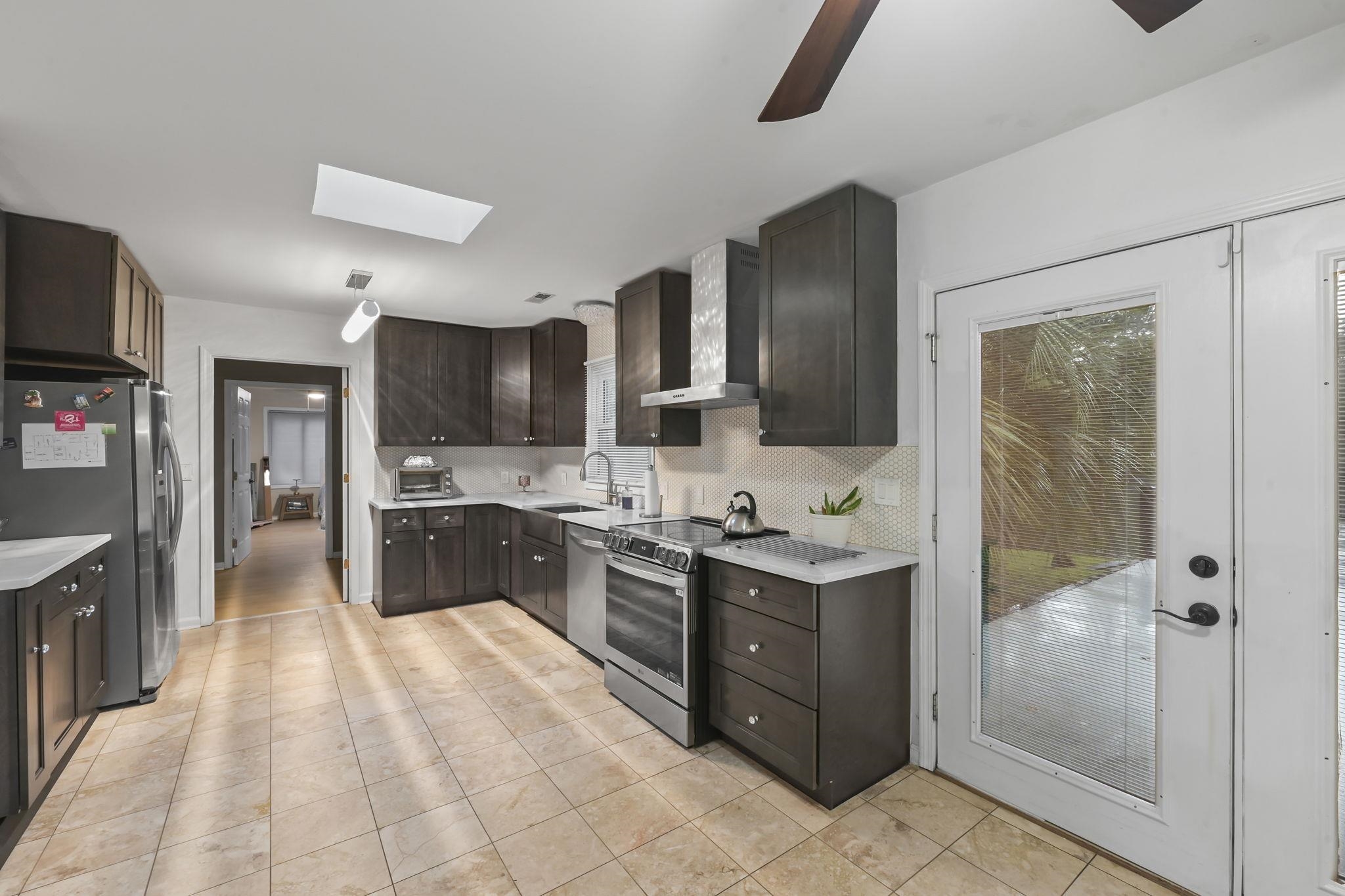 1064 Page Dr. Property Photo 13
