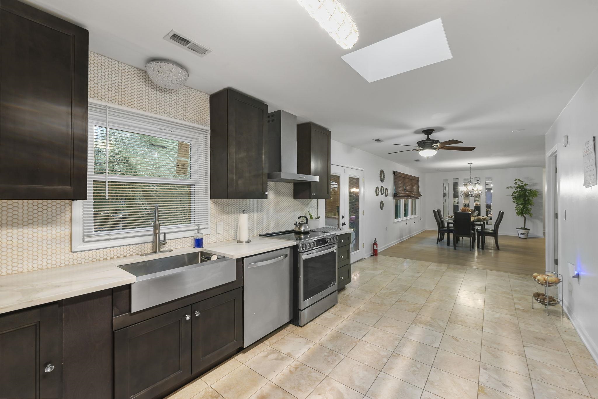 1064 Page Dr. Property Photo 15