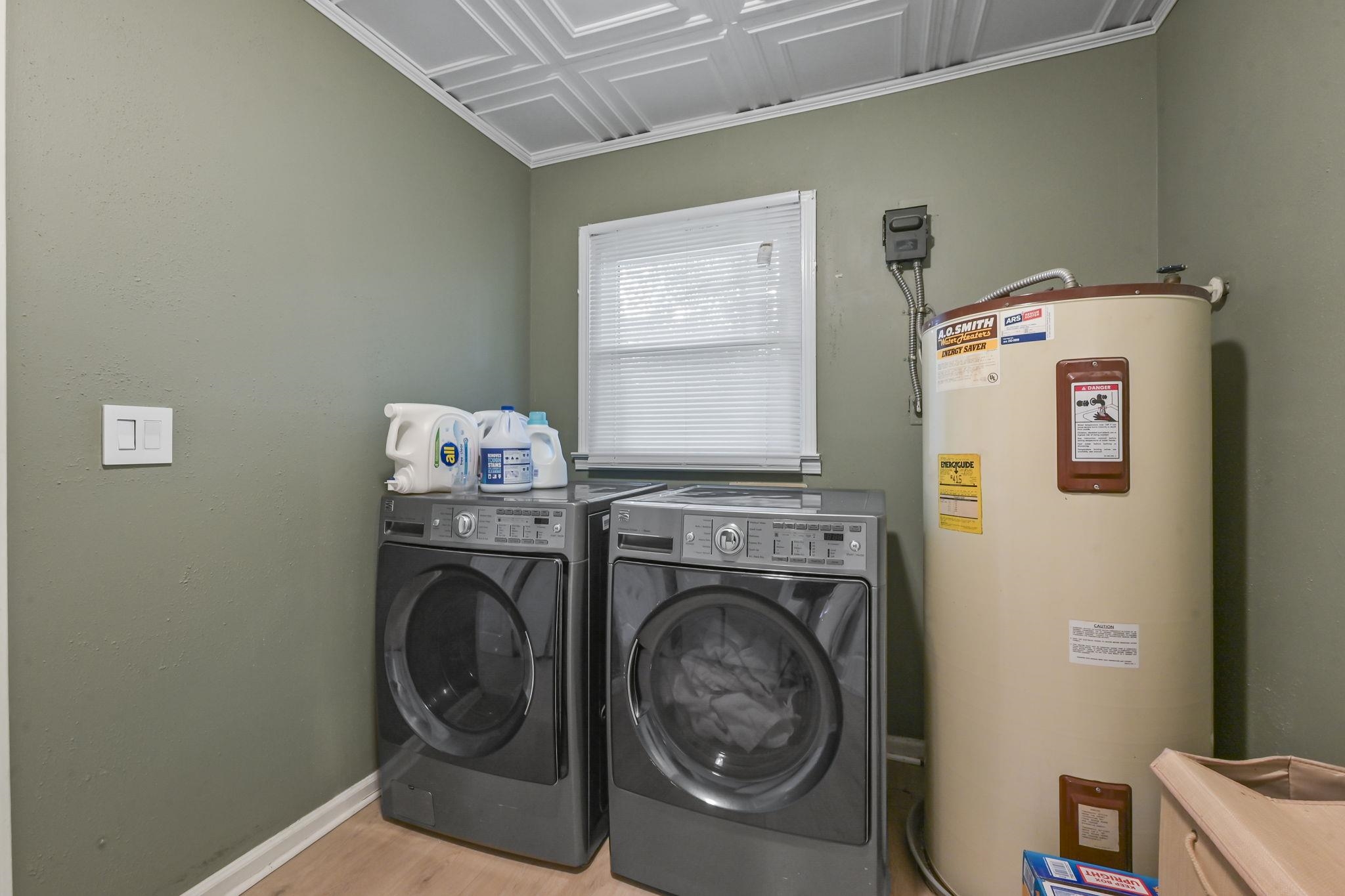 1064 Page Dr. Property Photo 16