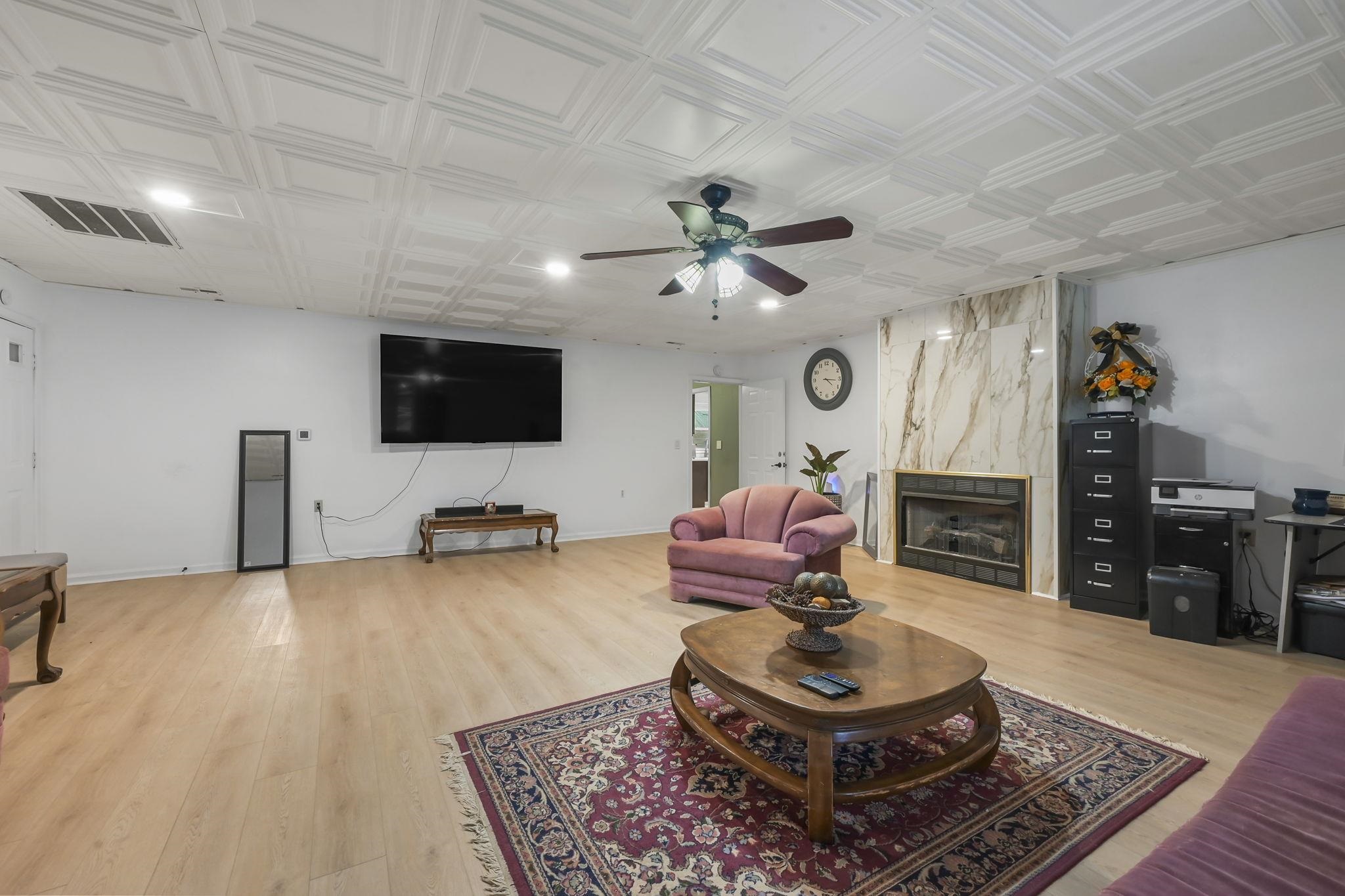 1064 Page Dr. Property Photo 19
