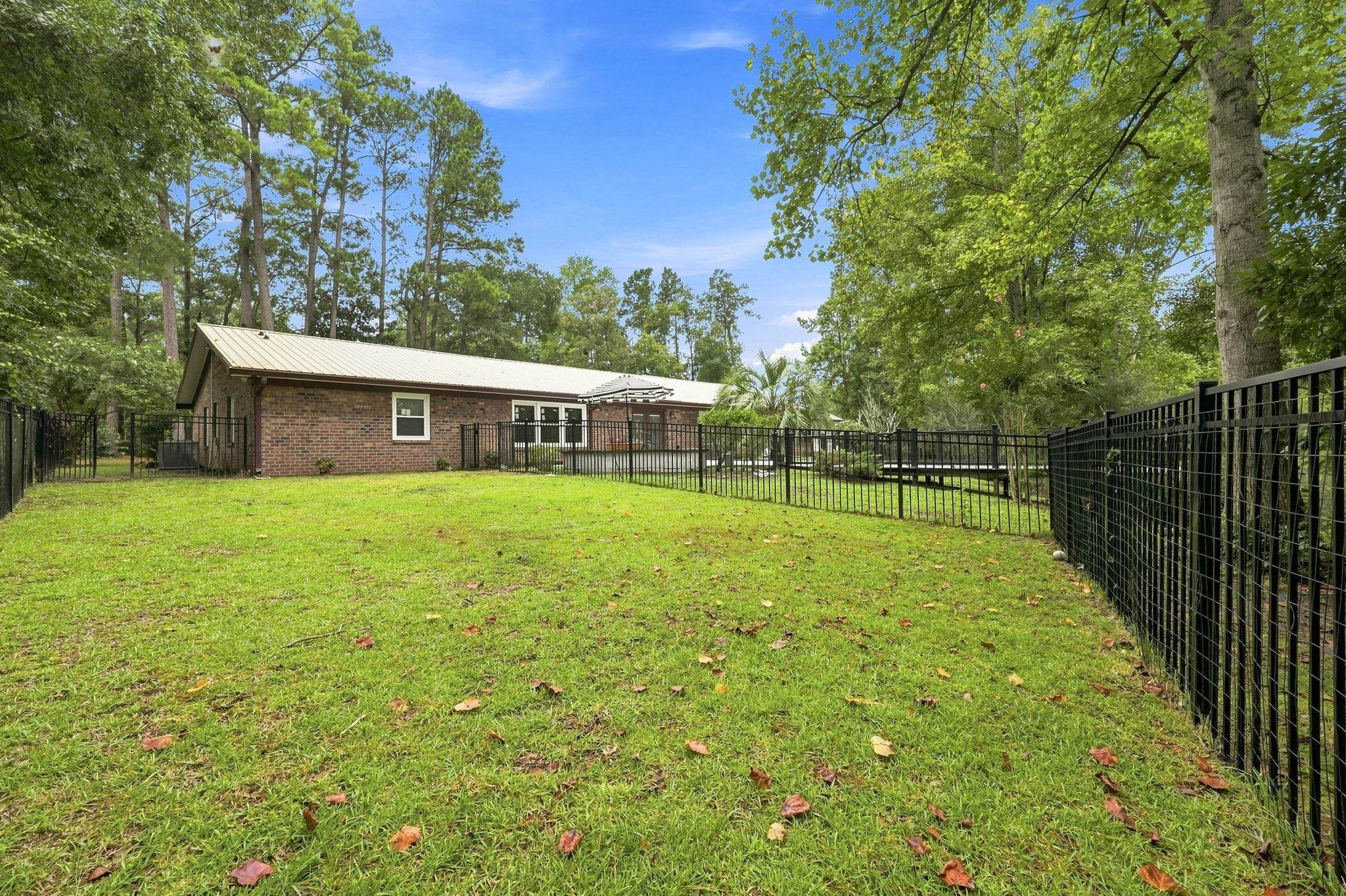 1064 Page Dr. Property Photo 38