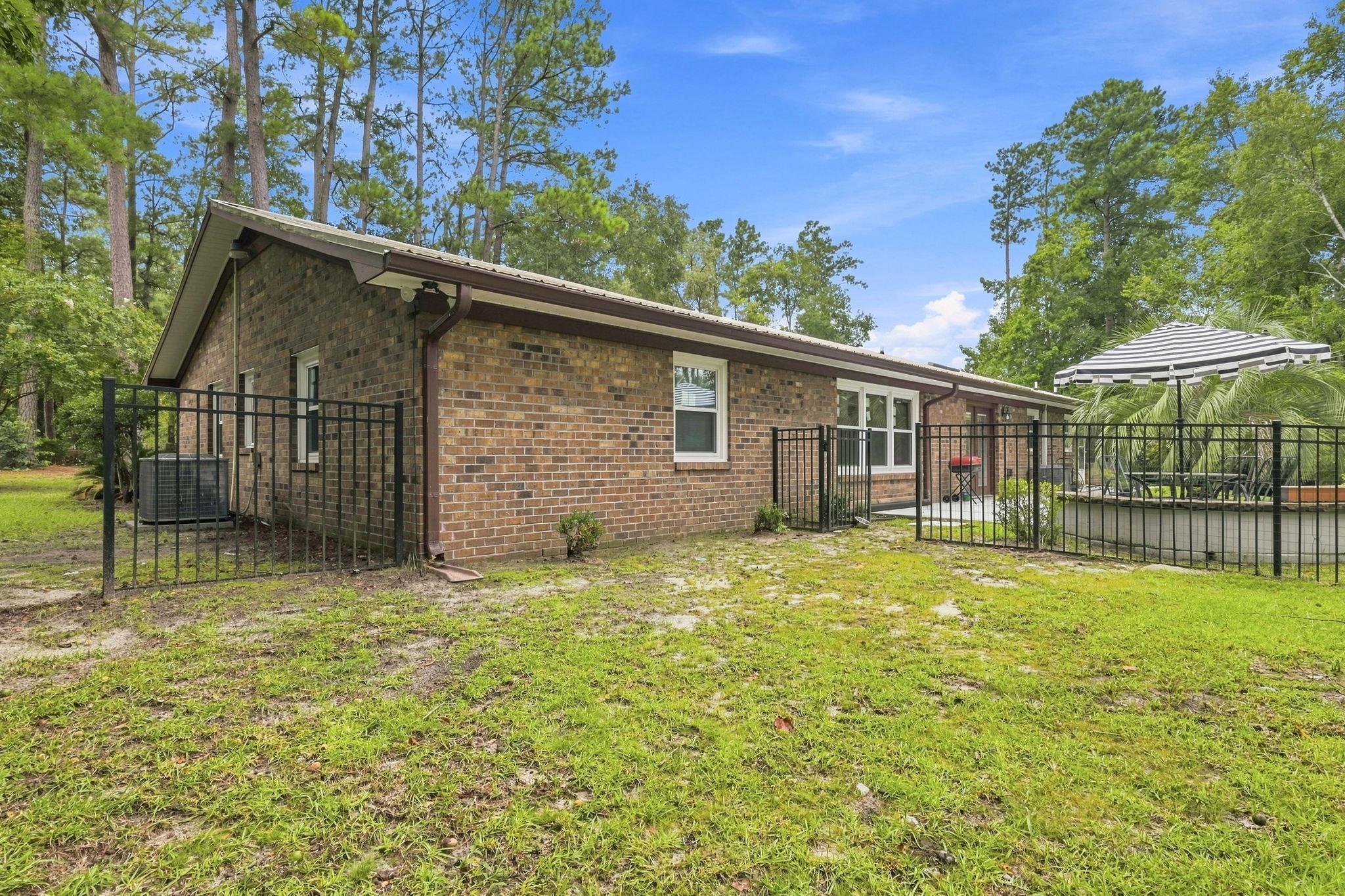 1064 Page Dr. Property Photo 39