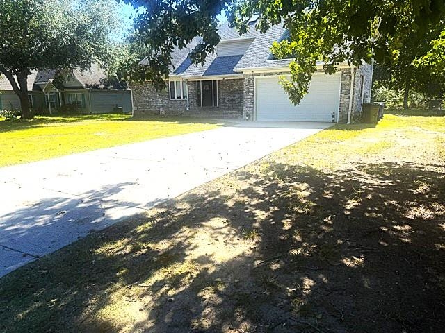 521 16th Ave. N Property Photo 2