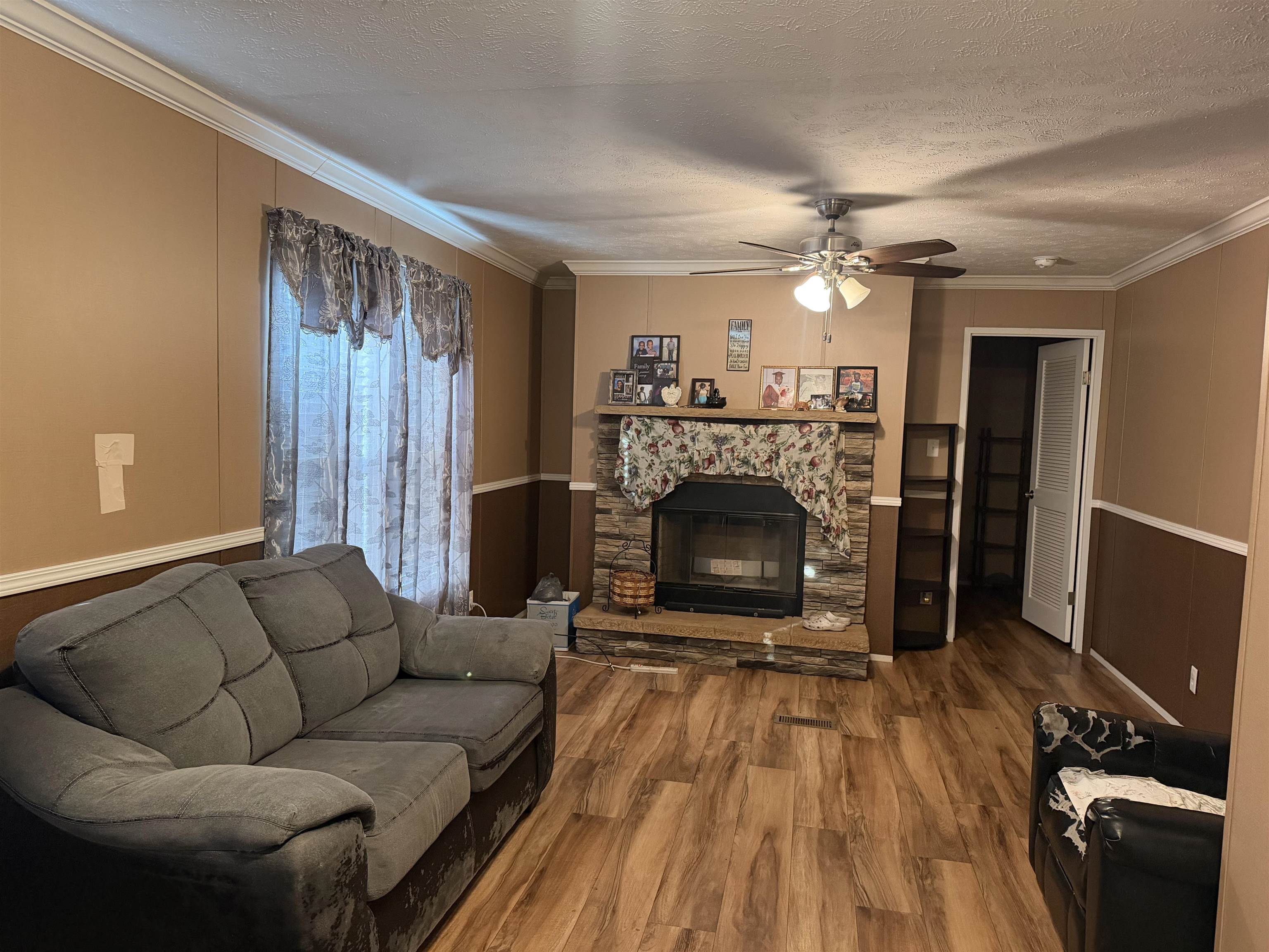 835 Oatland Rd. Property Photo 8