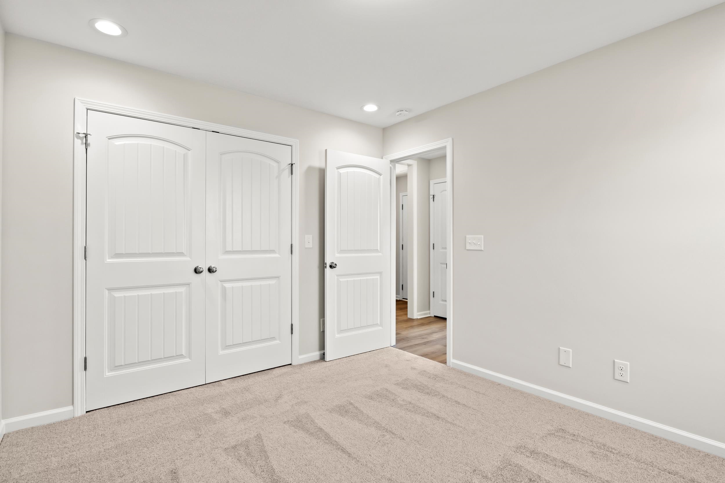 169 Gray Owl Dr. Property Photo 16