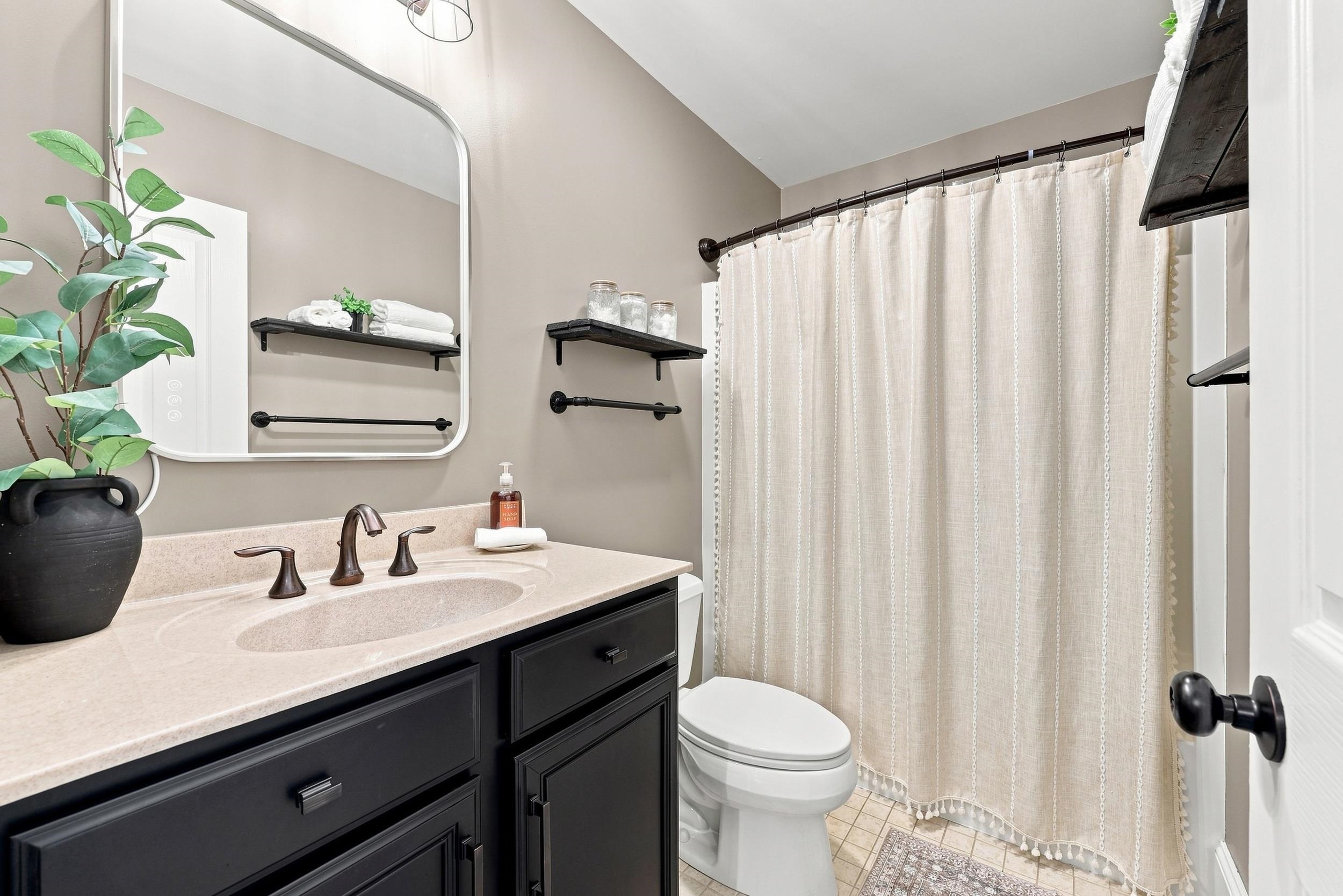 1005 Ocean Pines Ct. Property Photo 33