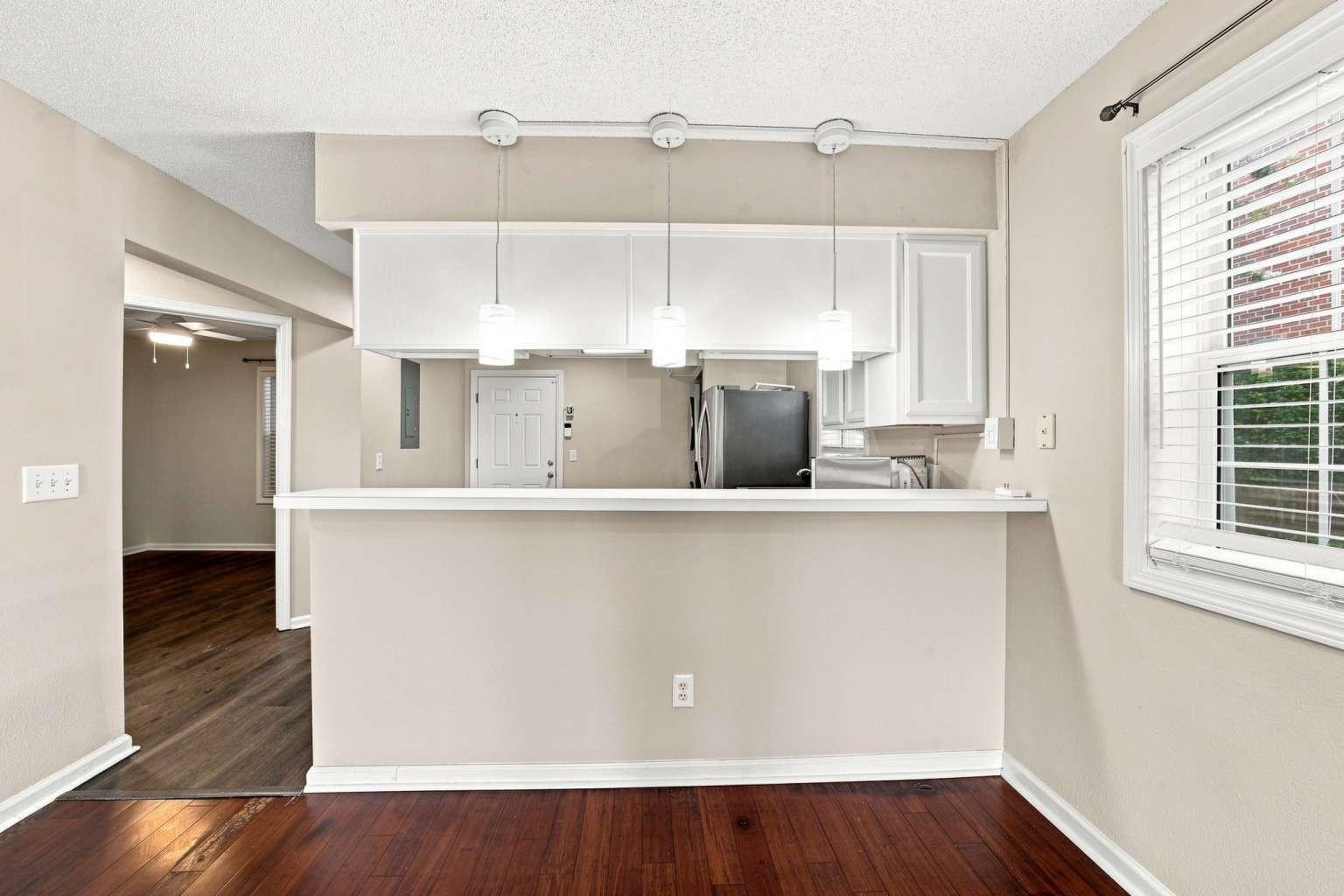 4255 Villas Dr. Property Photo 5