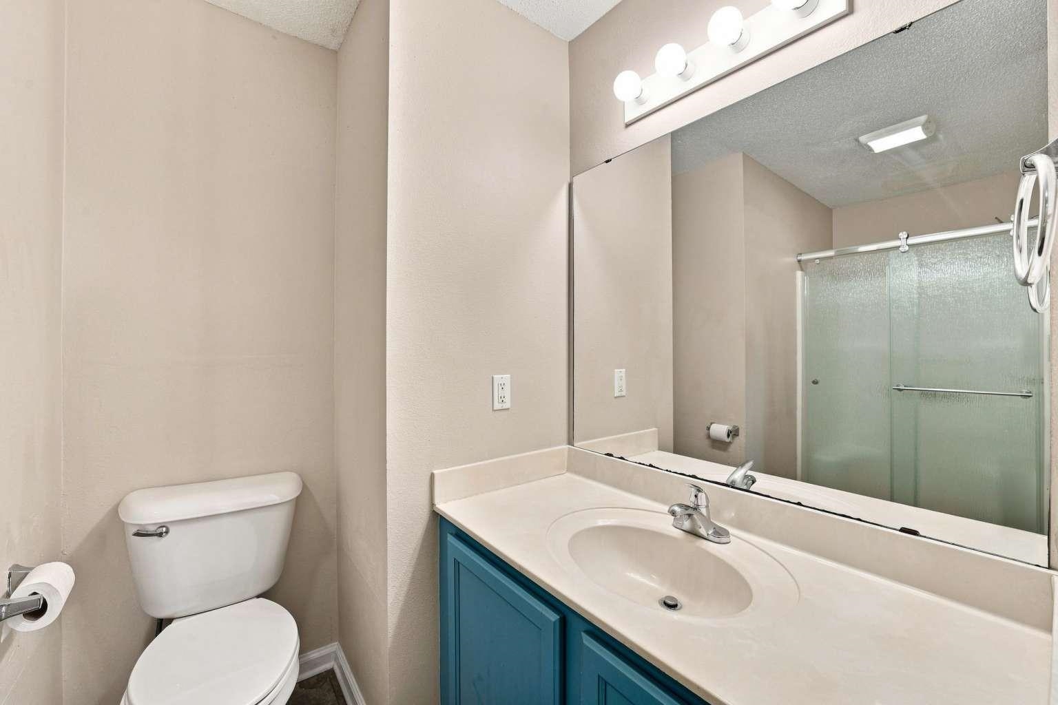 4255 Villas Dr. Property Photo 11