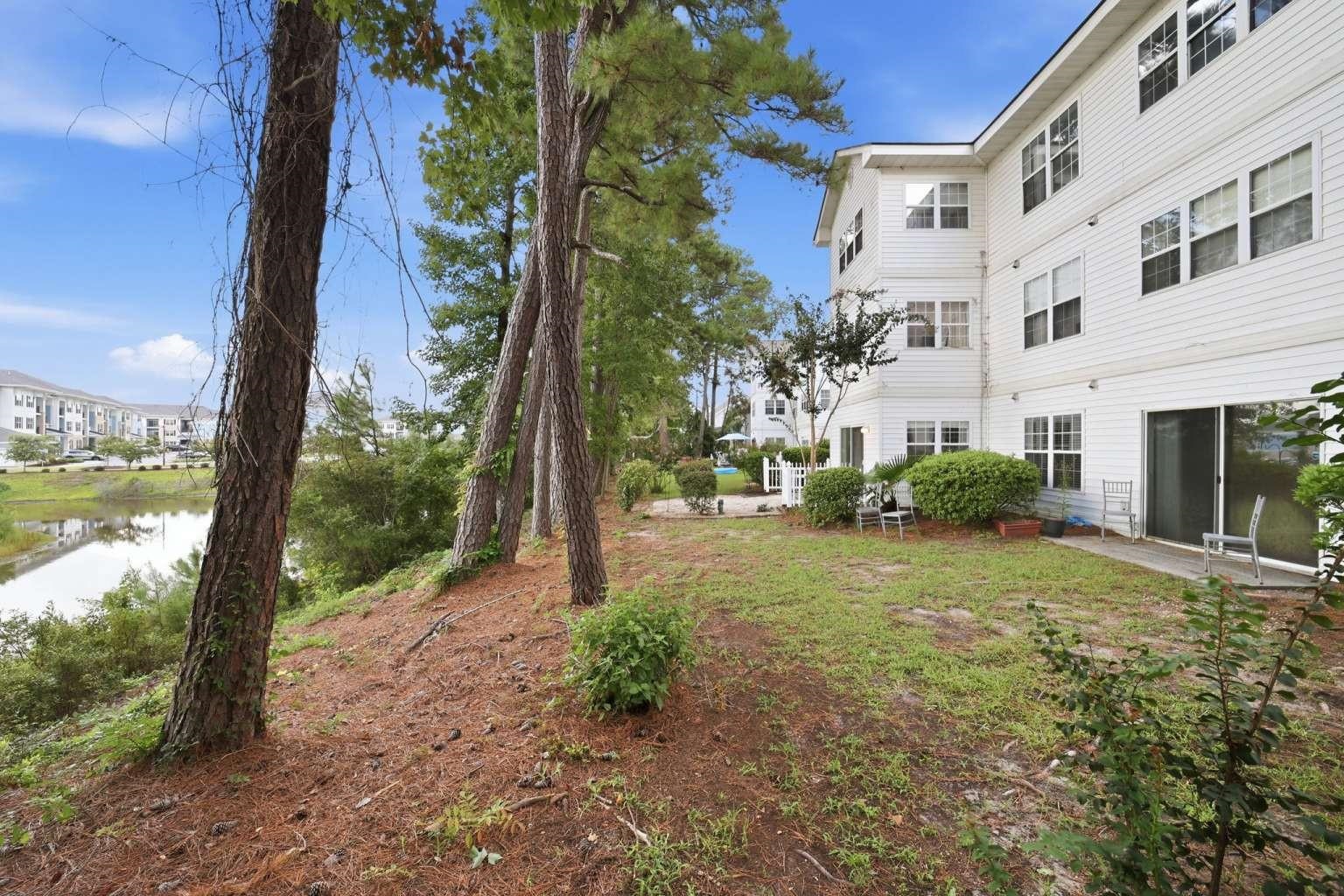 4255 Villas Dr. Property Photo 18