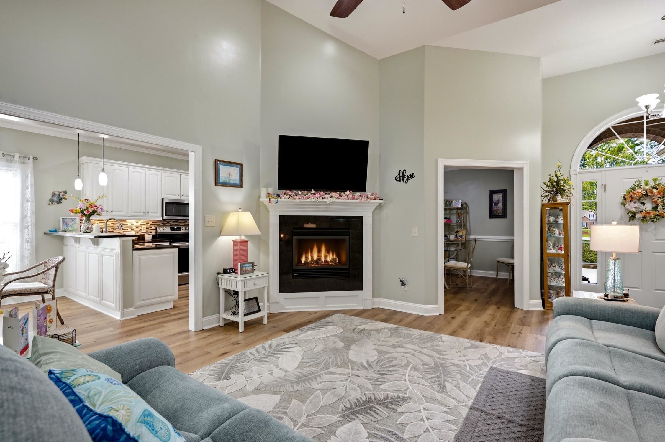 4390 Saint Annes Ct. Property Photo 5