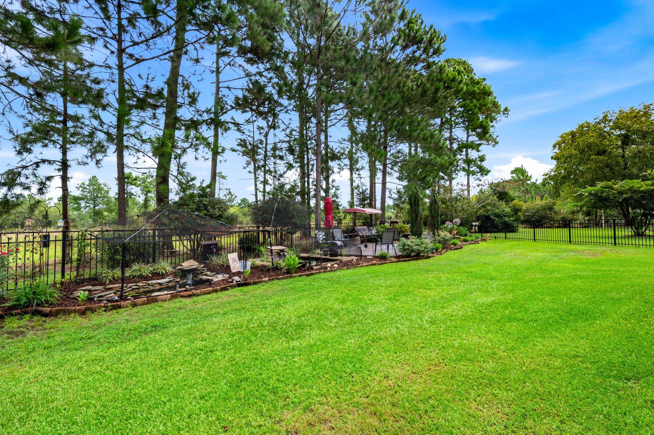 4390 Saint Annes Ct. Property Photo 26