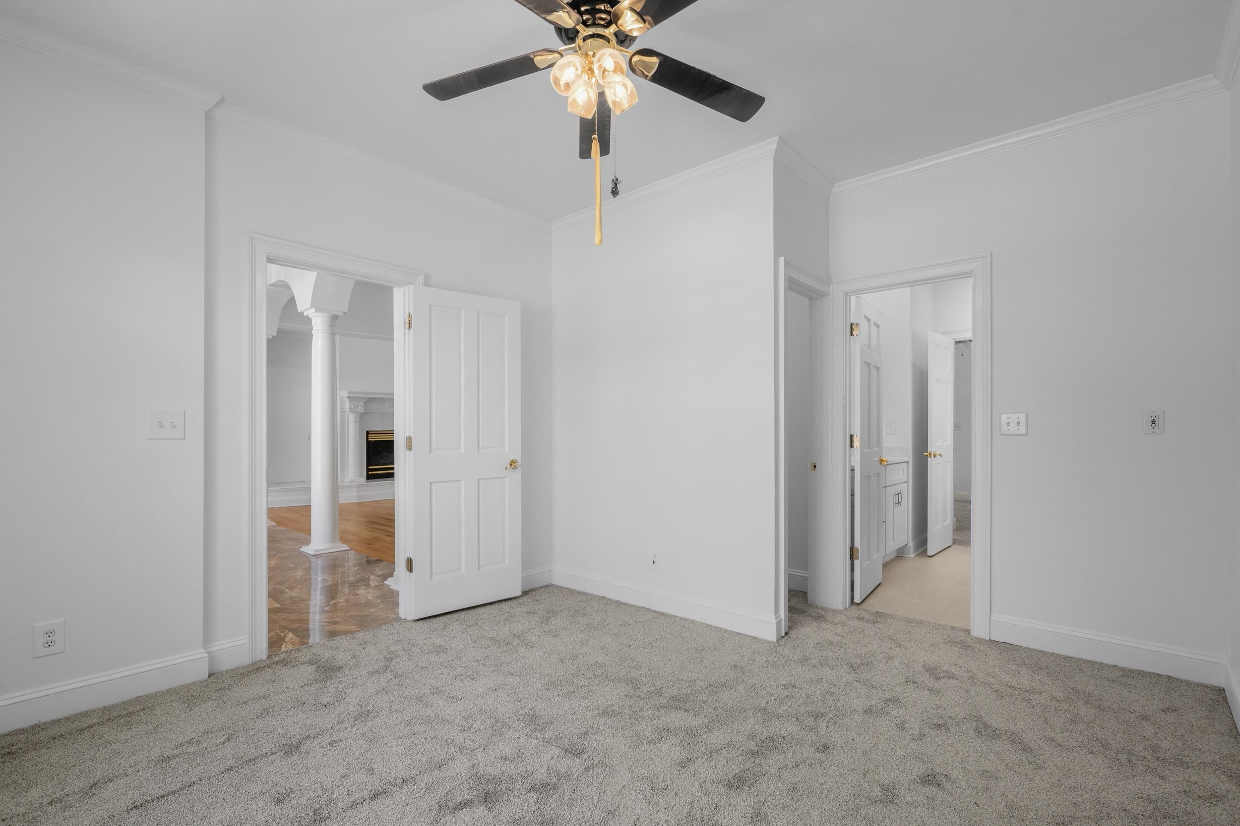 4907 Woodview Ln. Property Photo 45