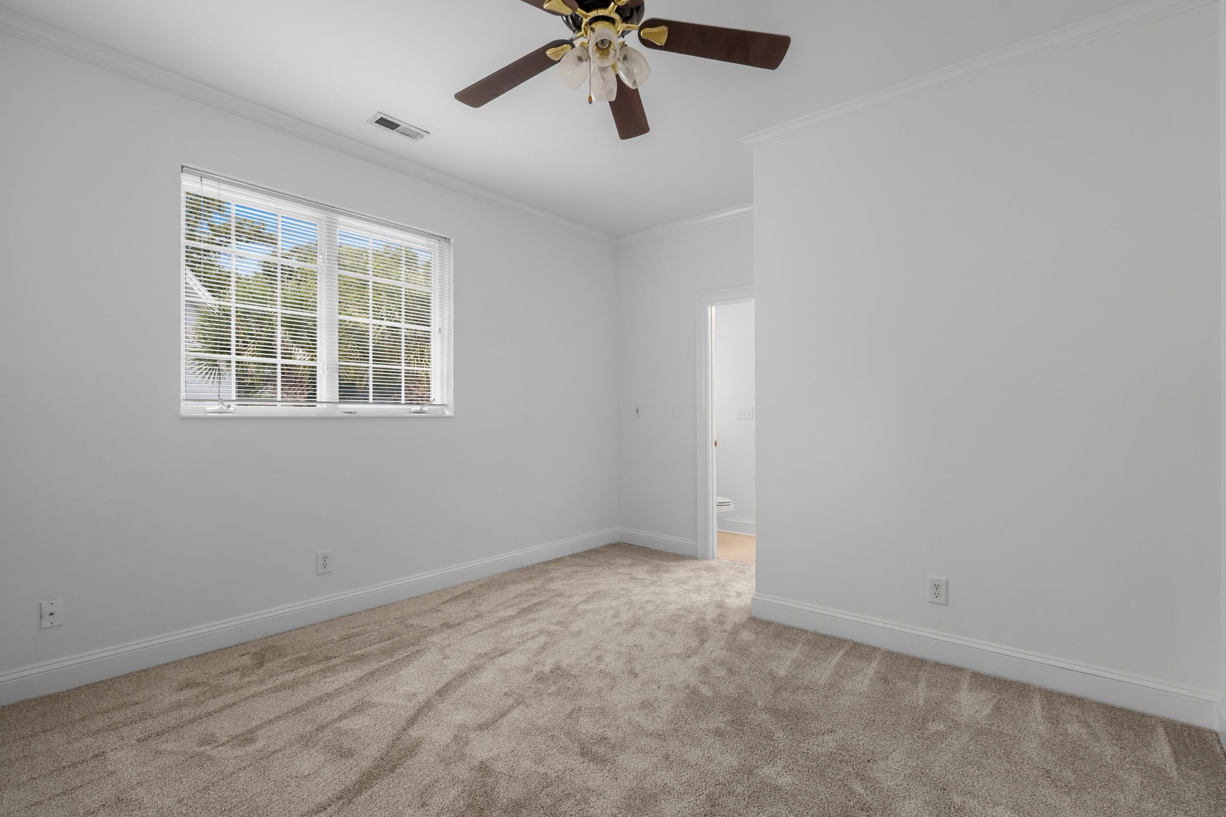 4907 Woodview Ln. Property Photo 48