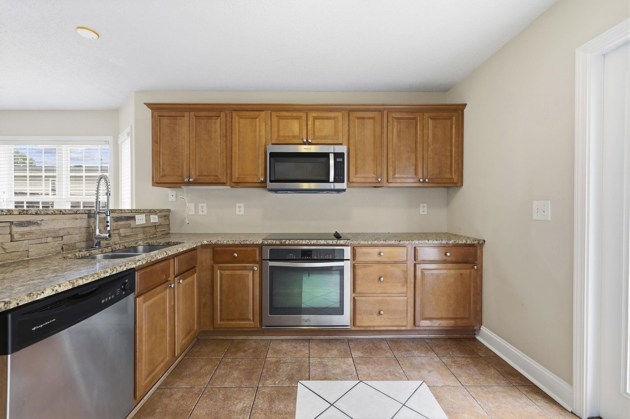 419 Overcrest St. Property Photo 14