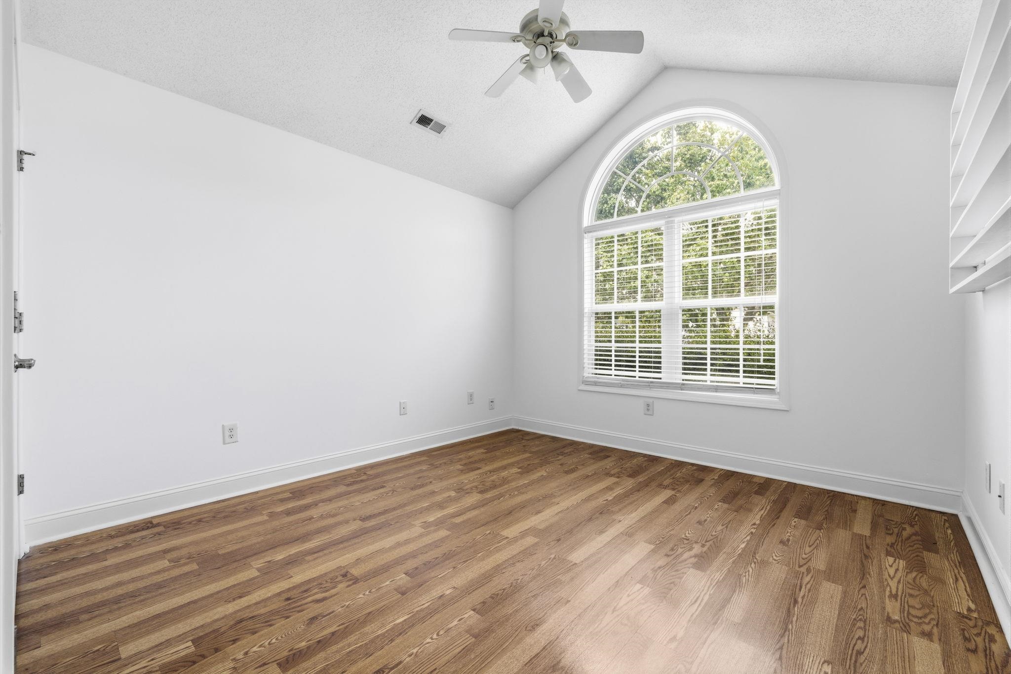 419 Overcrest St. Property Photo 19