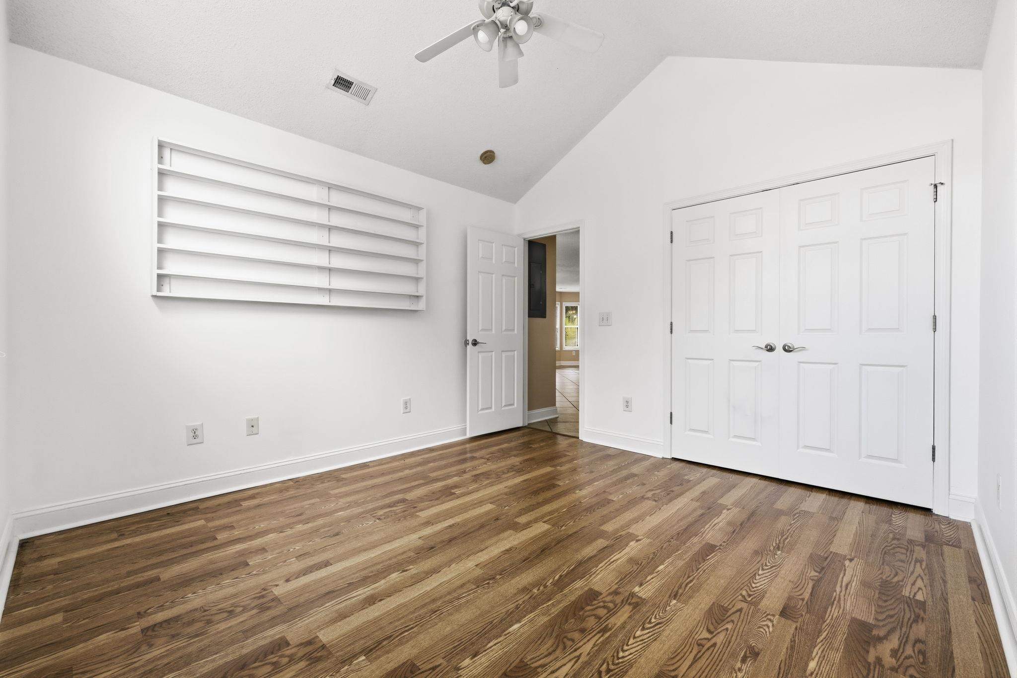 419 Overcrest St. Property Photo 20