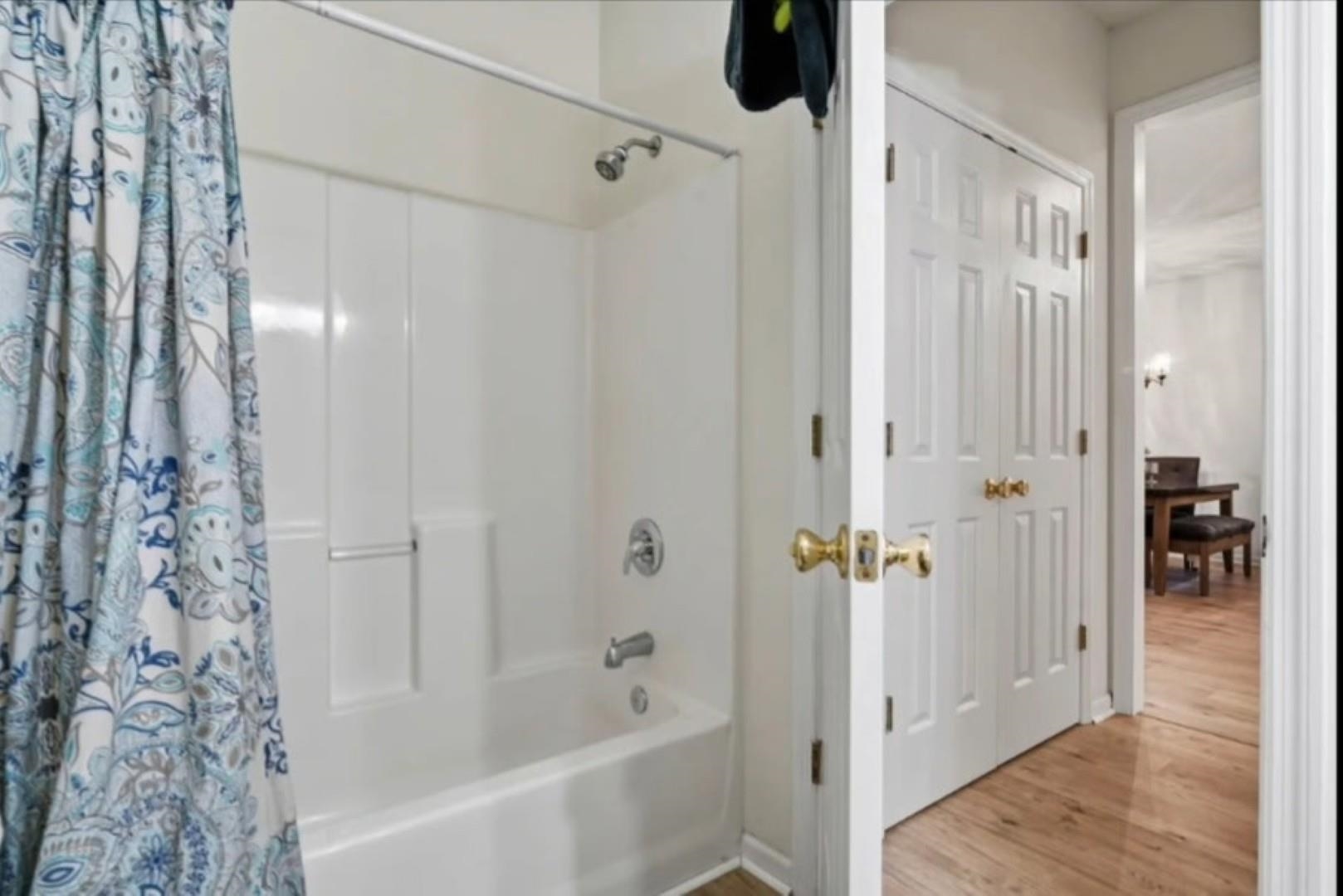 2070 Cross Gate Blvd Property Photo 27