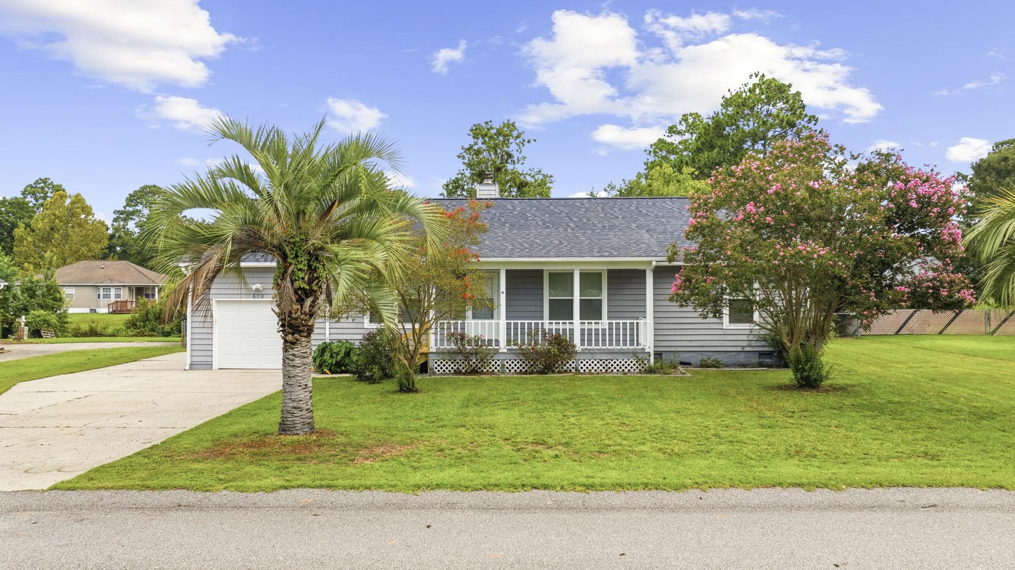 609 Six Lakes Dr.