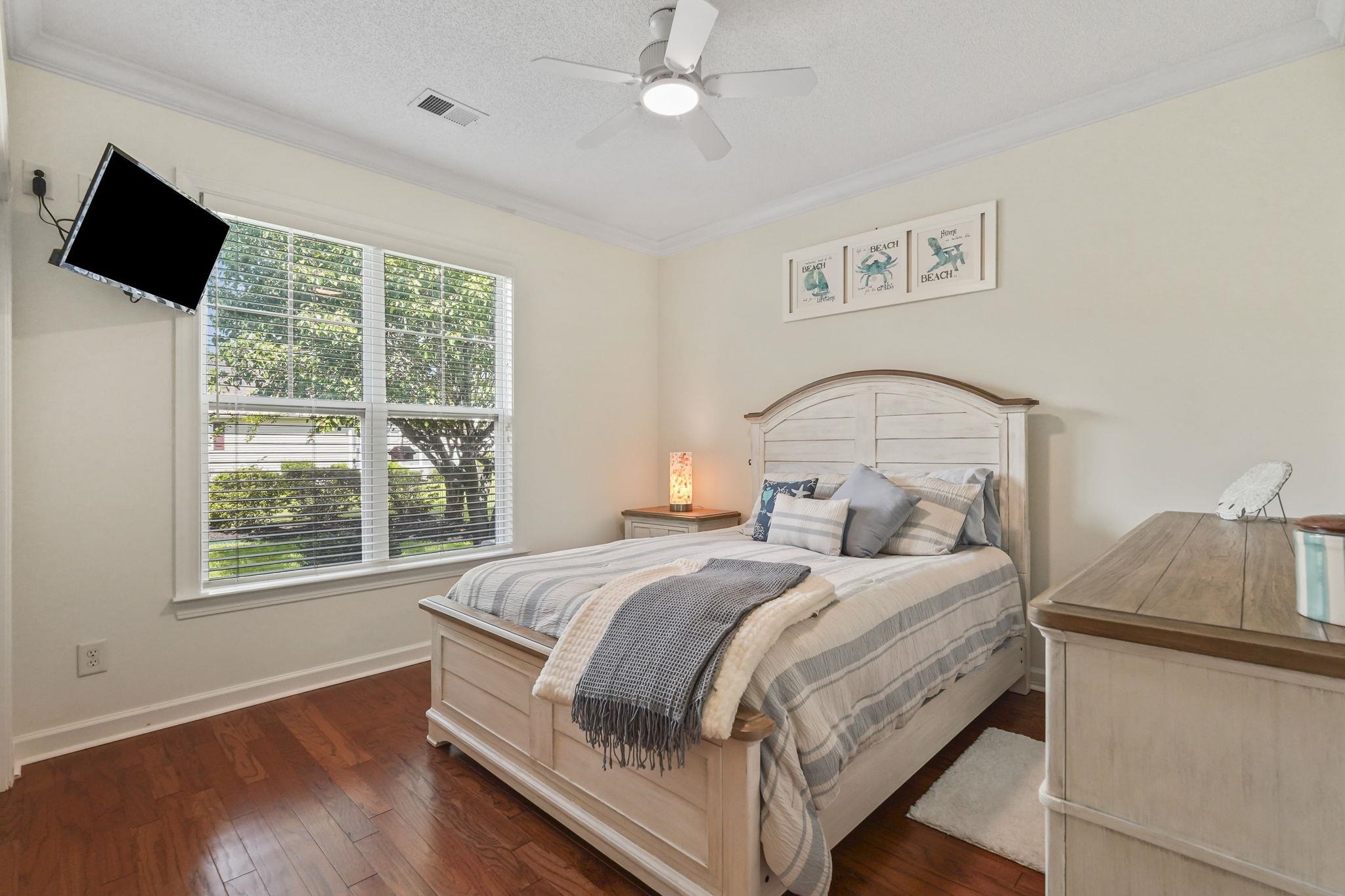 126 Hartley Pl. Property Photo 21