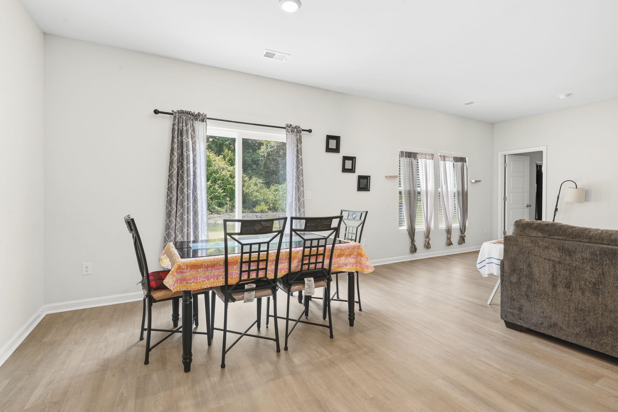 355 Fennec Loop Property Photo 13