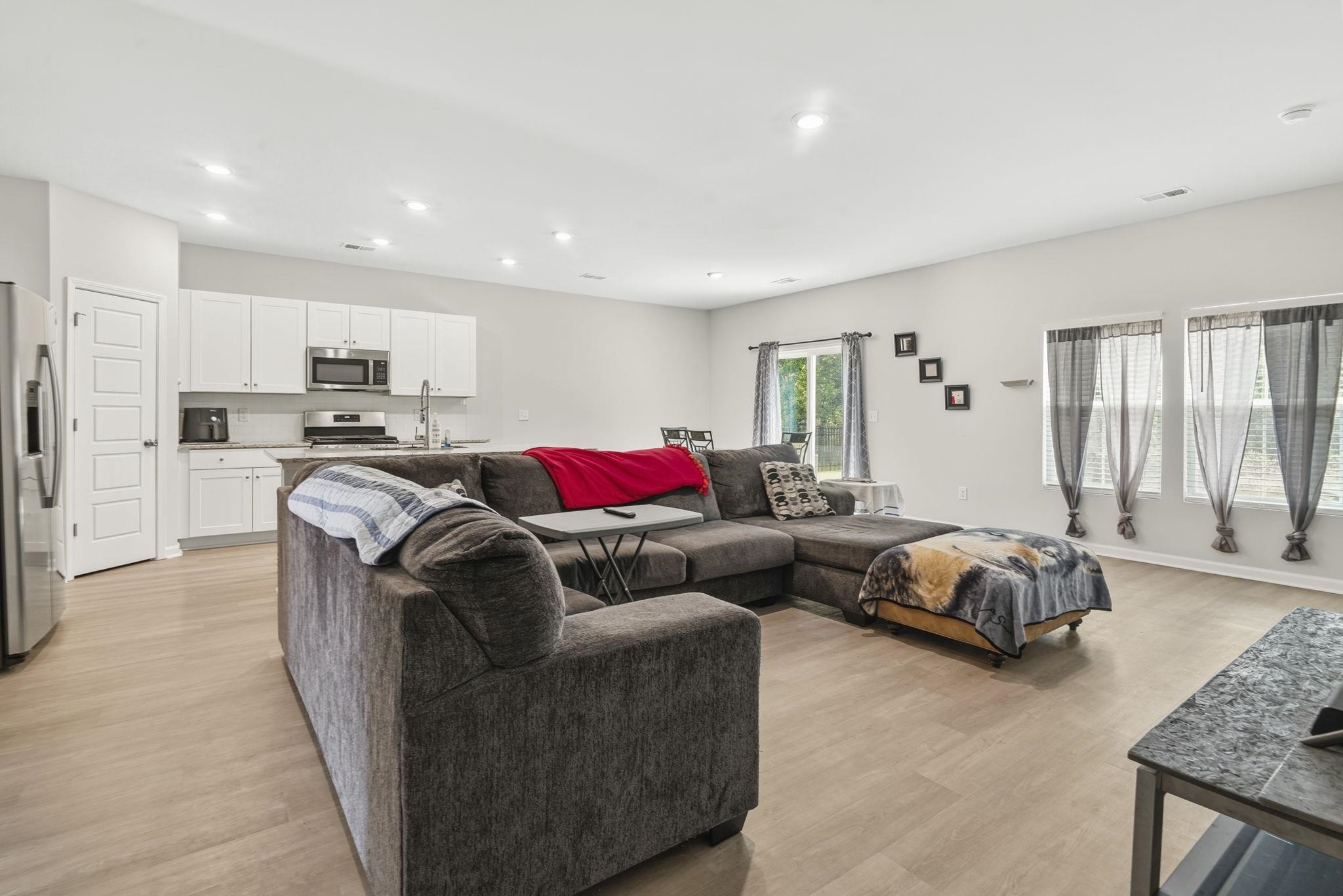 355 Fennec Loop Property Photo 20