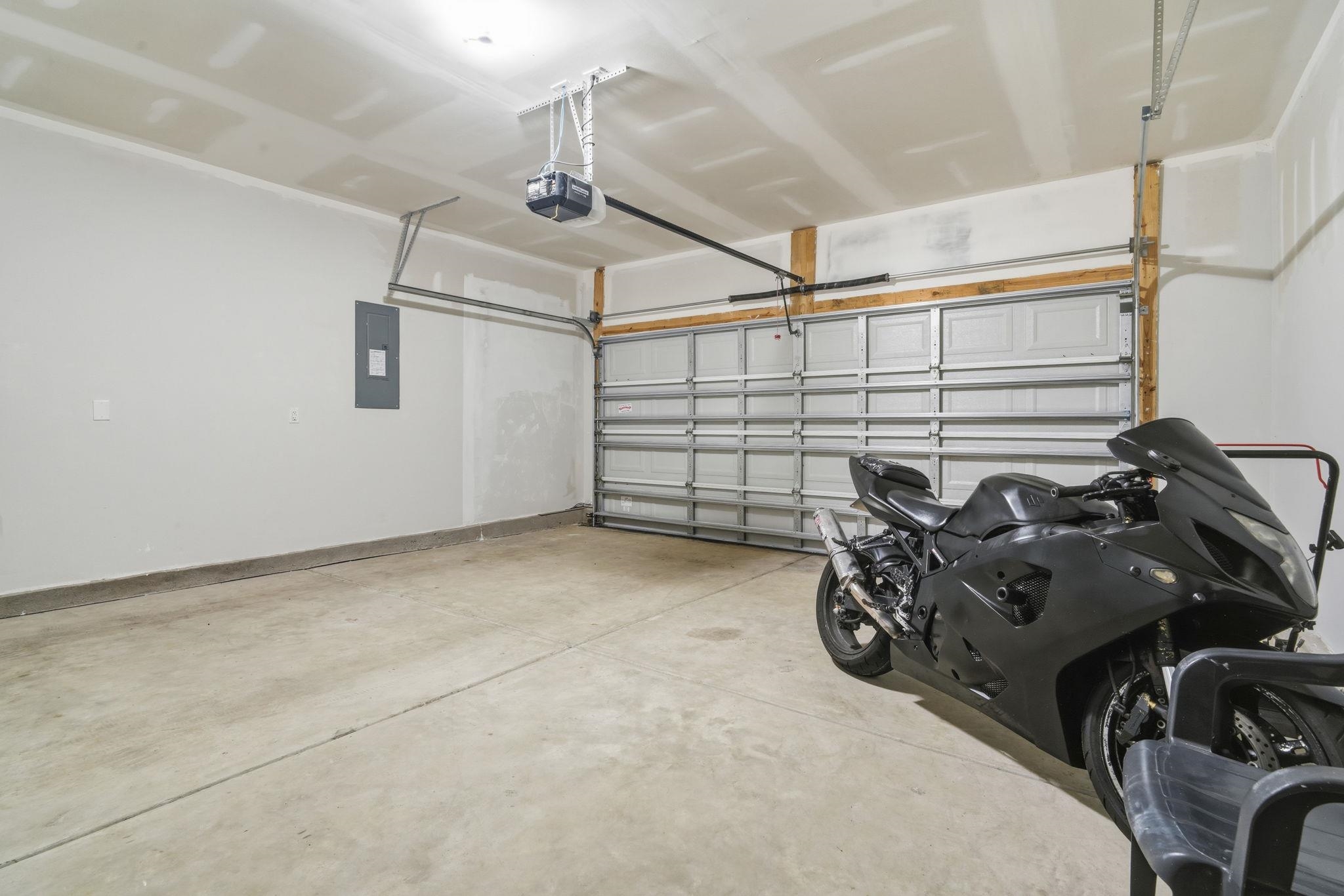 355 Fennec Loop Property Photo 35