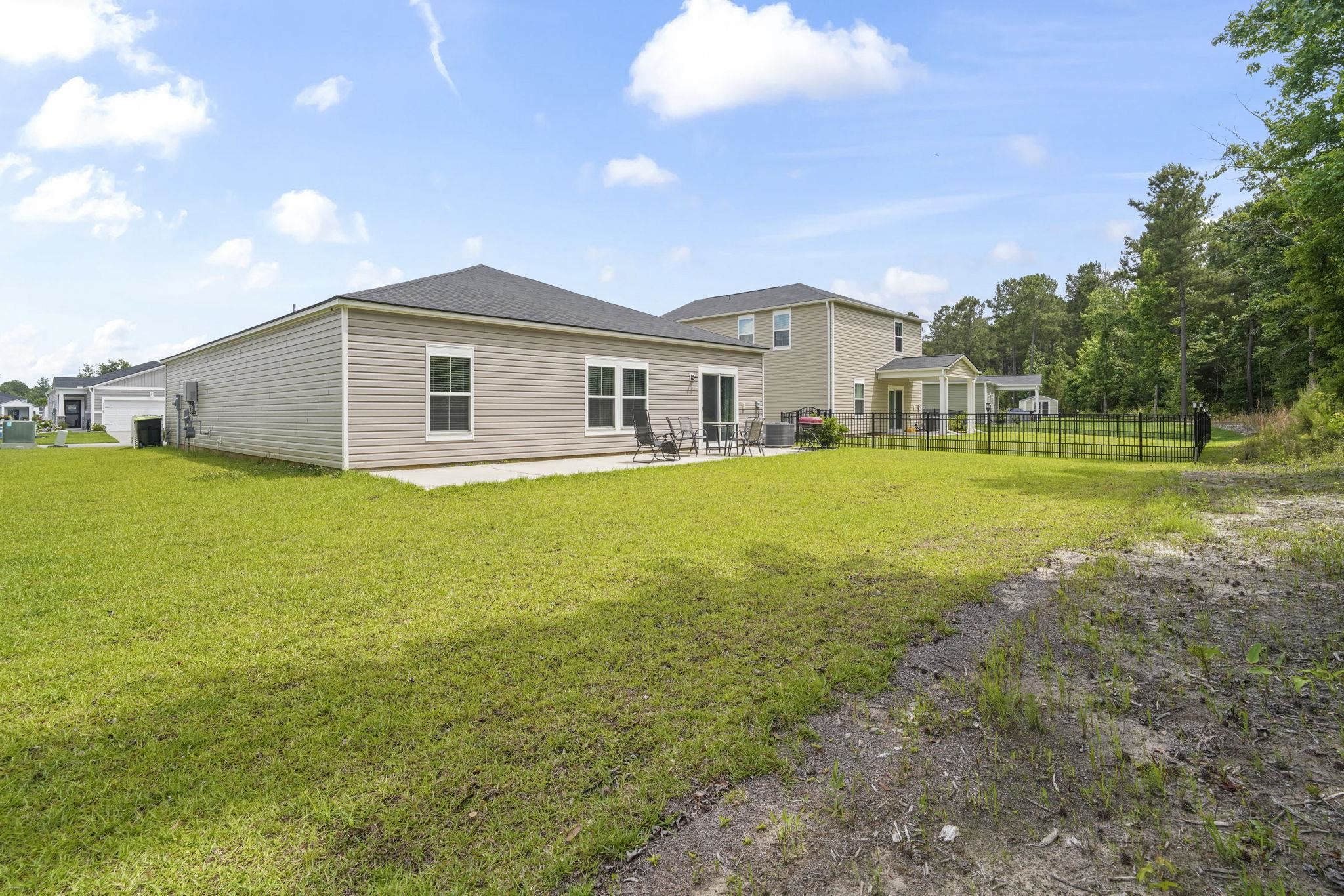 355 Fennec Loop Property Photo 39
