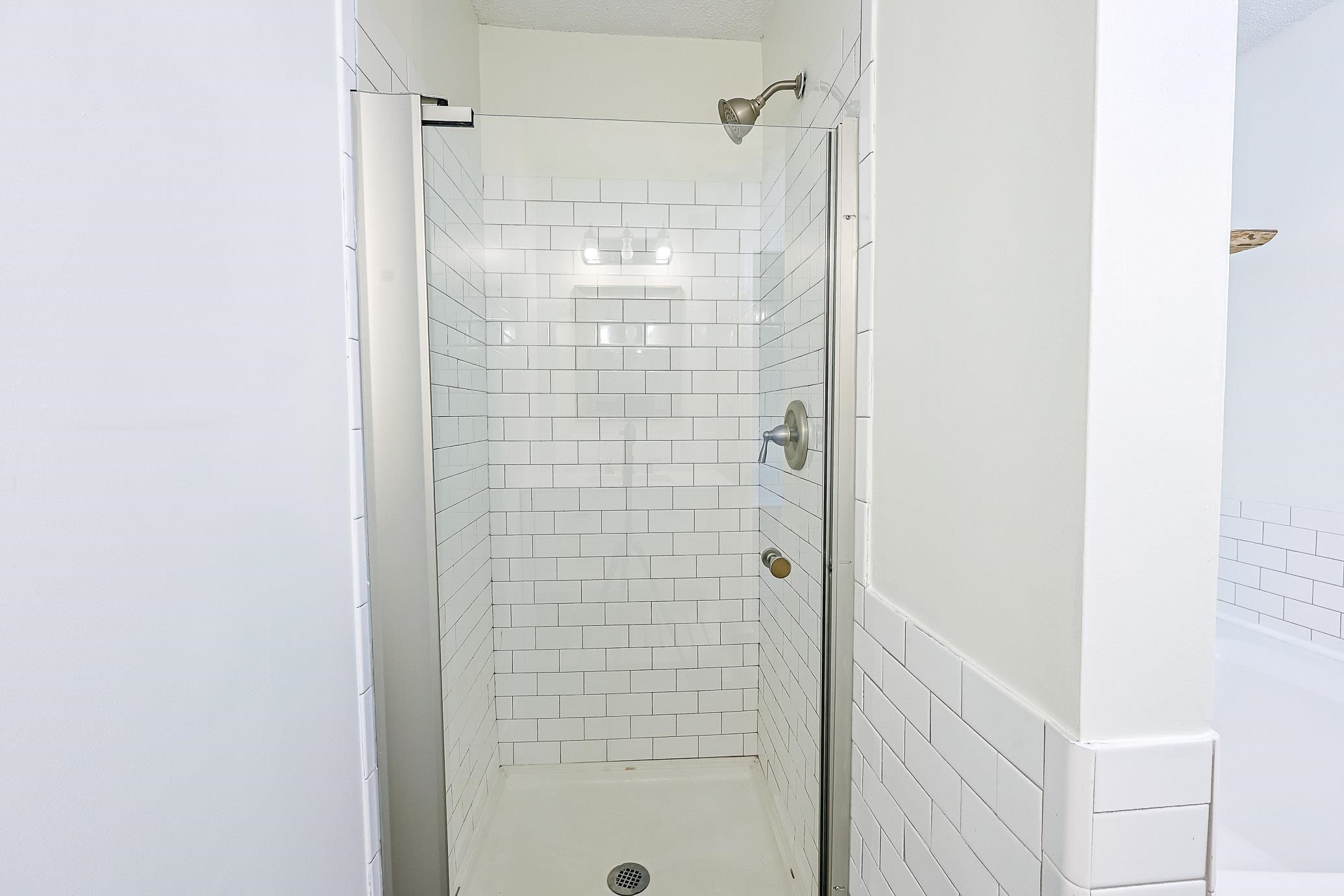 1709 Singleton St. Property Photo 8