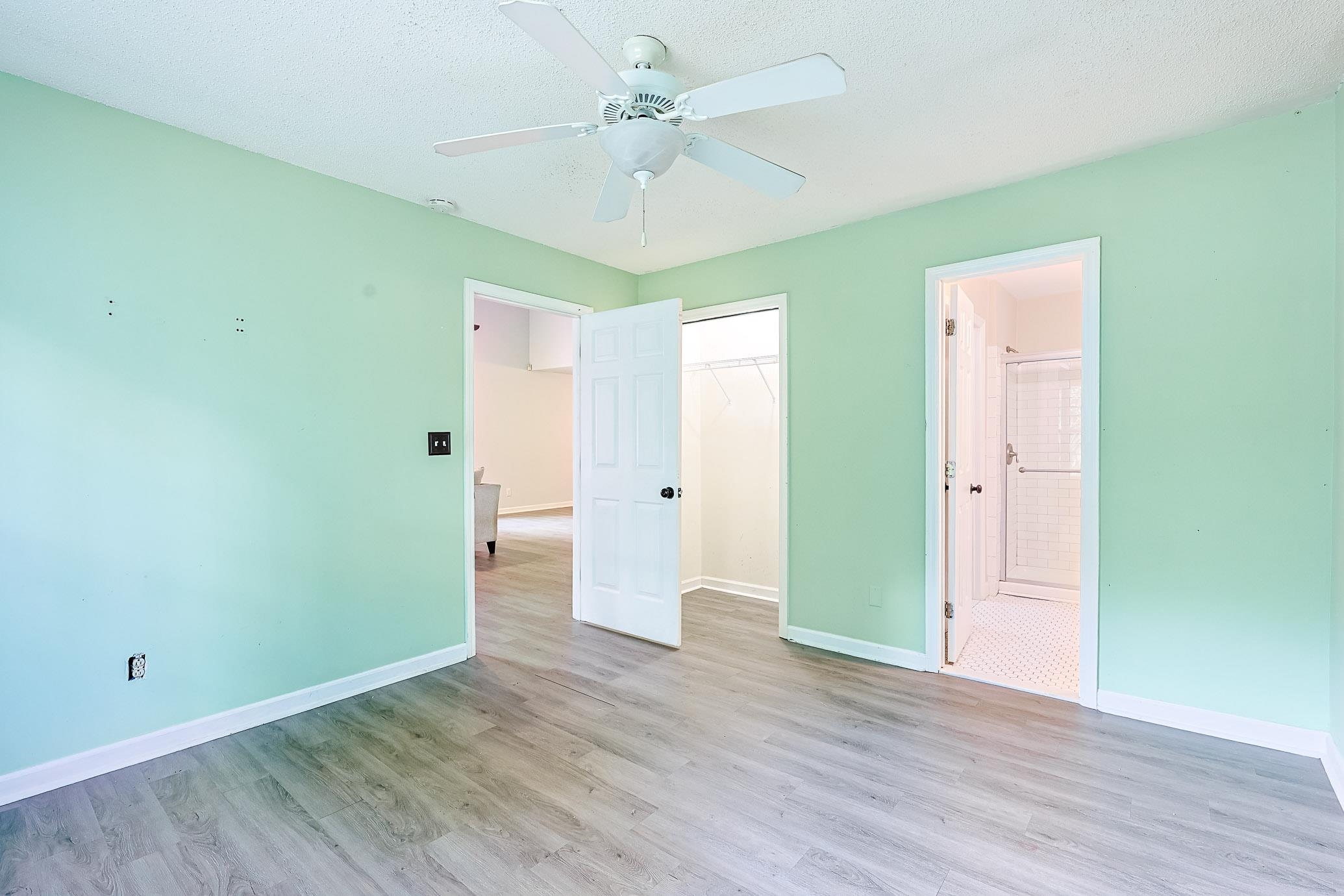 1709 Singleton St. Property Photo 14