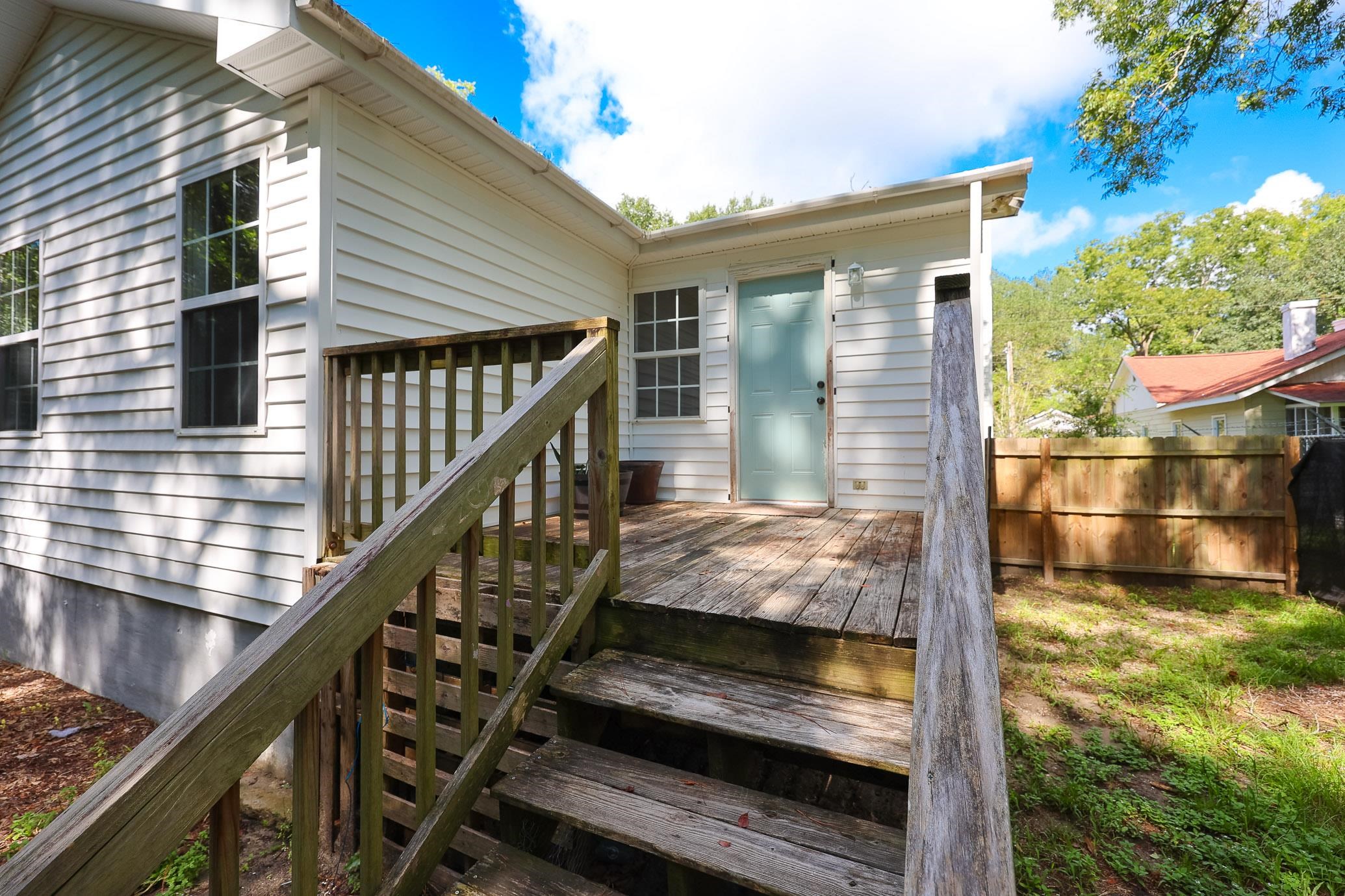 1709 Singleton St. Property Photo 22