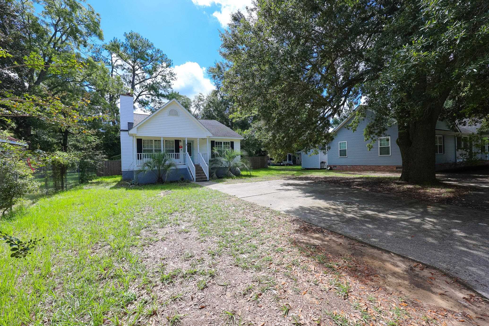 1709 Singleton St. Property Photo 33