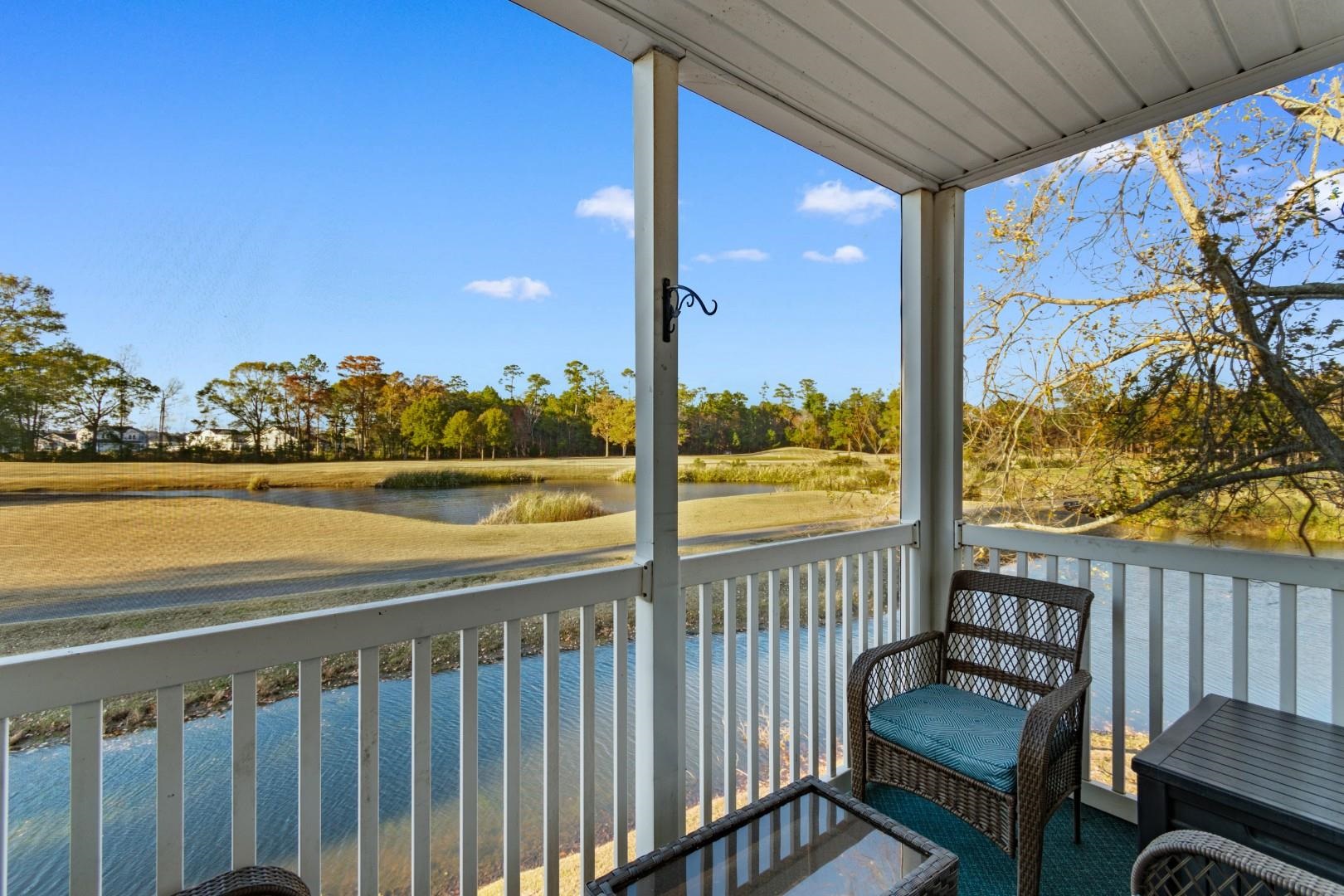 597 Blue River Ct. Property Photo 6