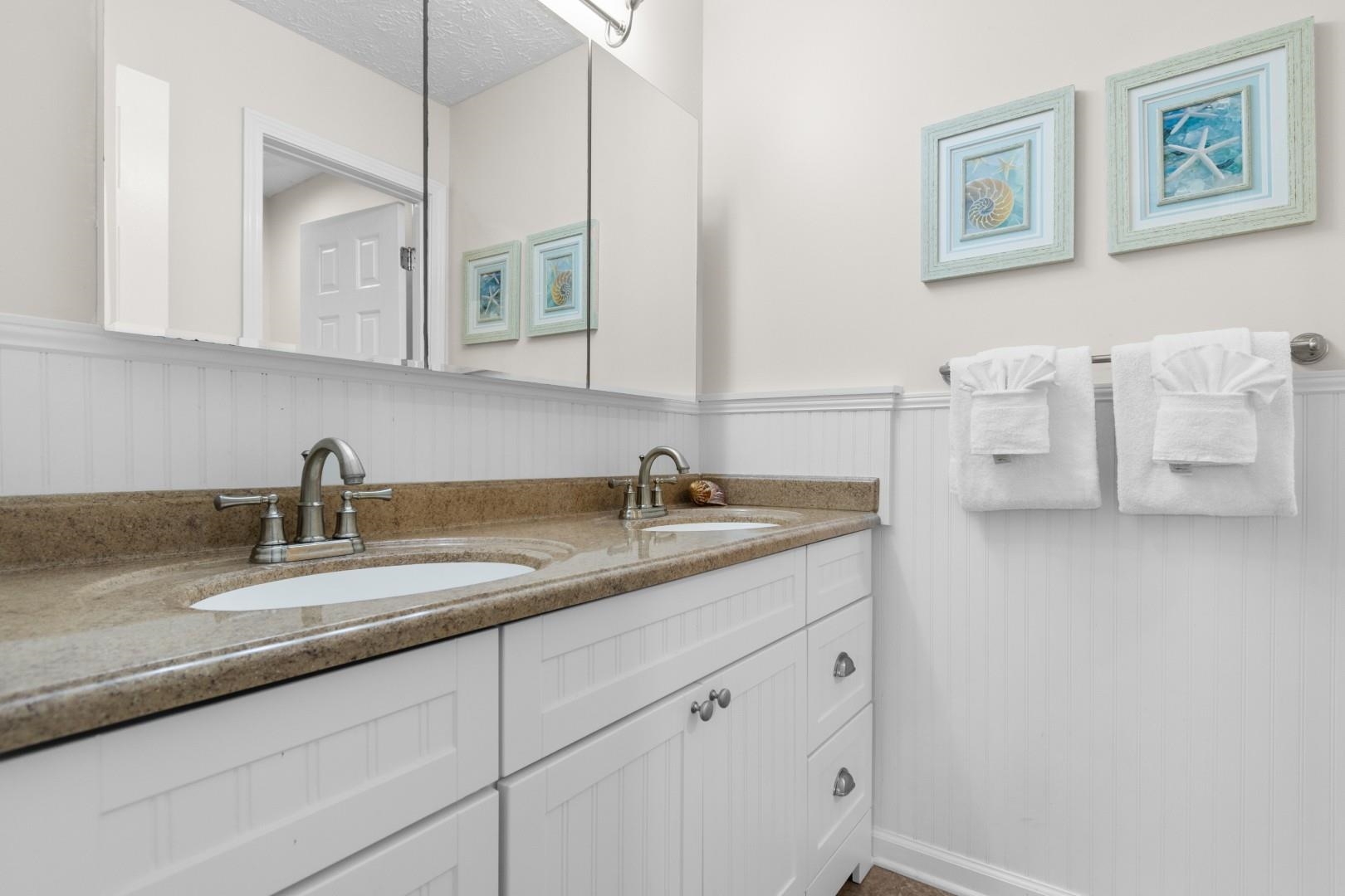 597 Blue River Ct. Property Photo 20