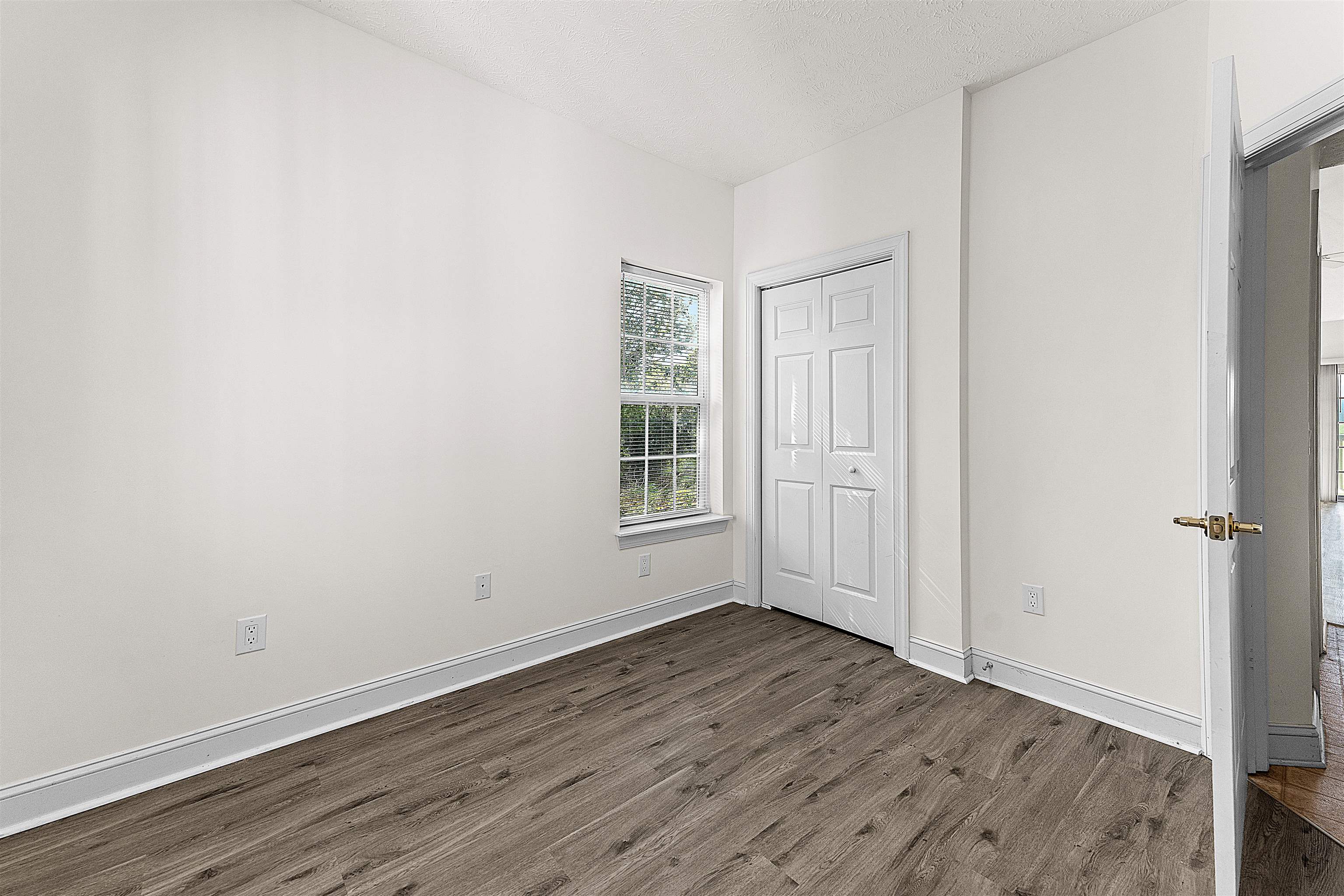 6010 Windsor Green Way Property Photo 29
