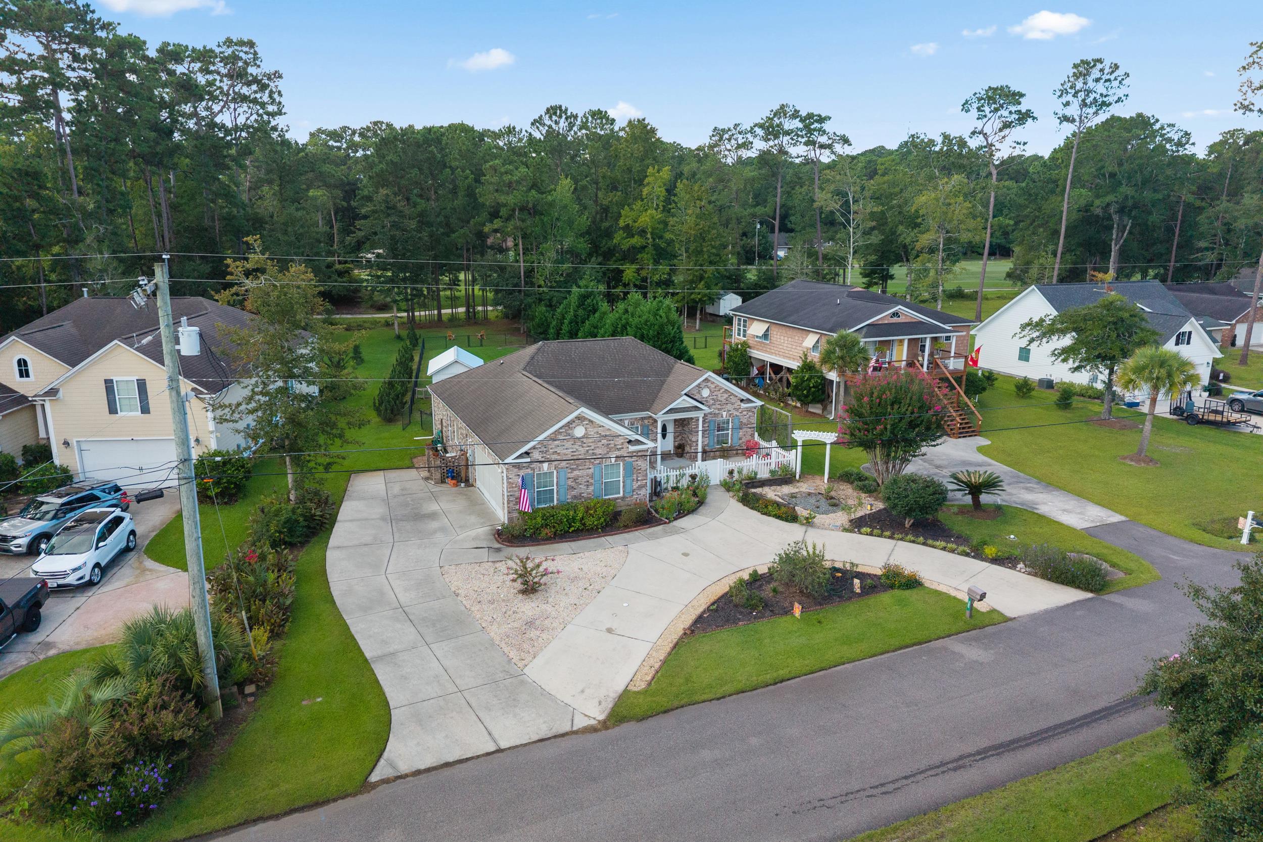 305 Brace Dr. Property Photo 5