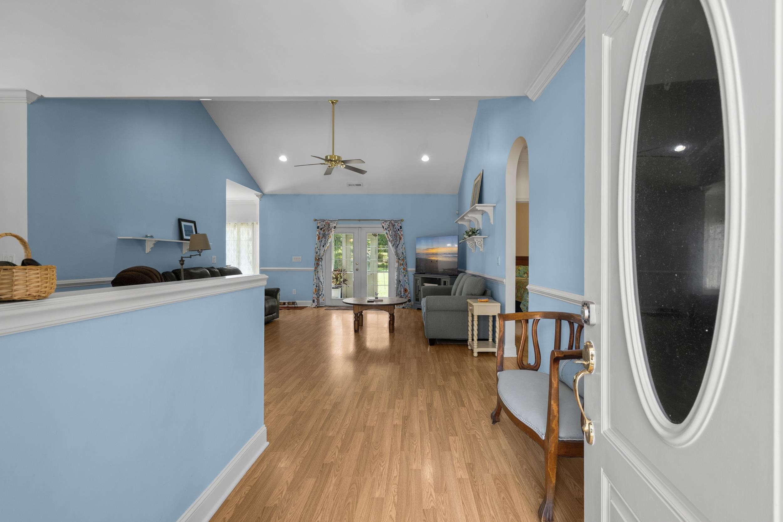 305 Brace Dr. Property Photo 11
