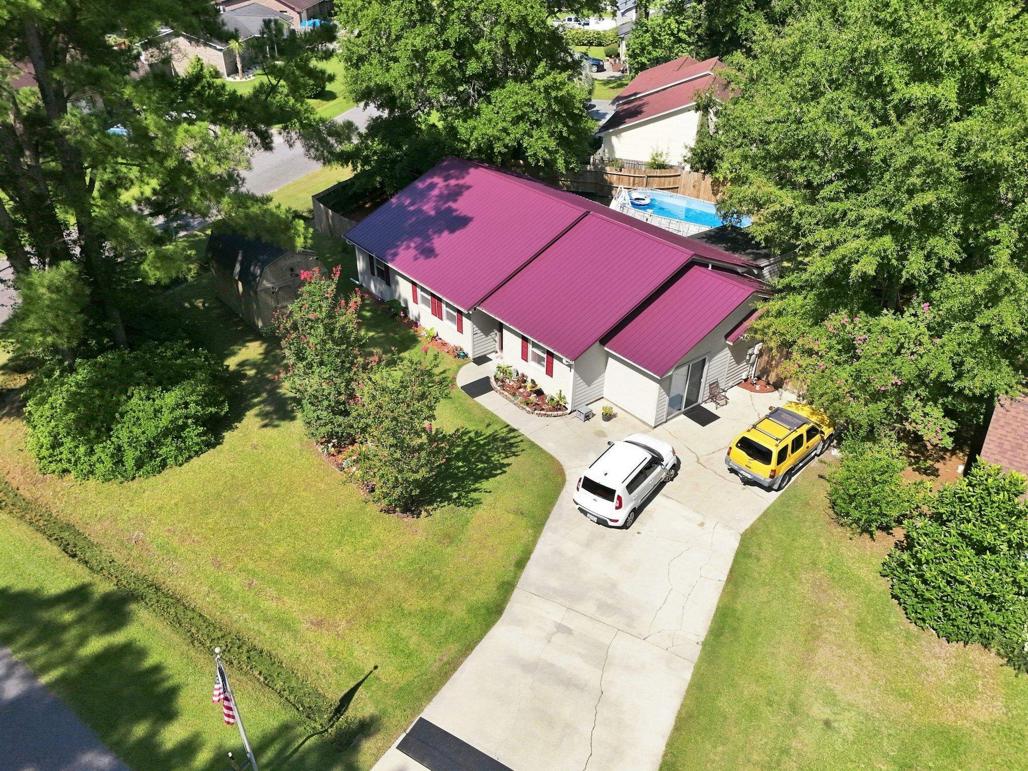 233 Stonebrook Dr. Property Photo 2