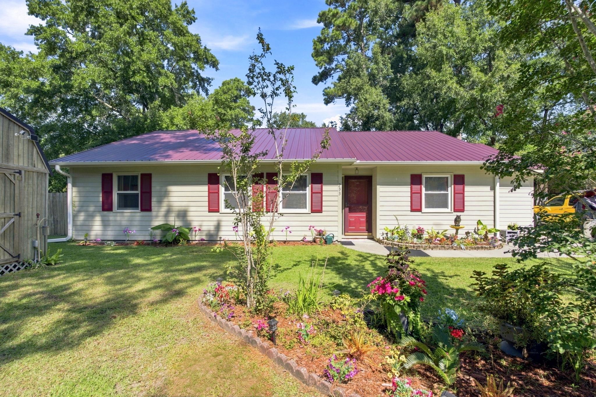 233 Stonebrook Dr. Property Photo 5