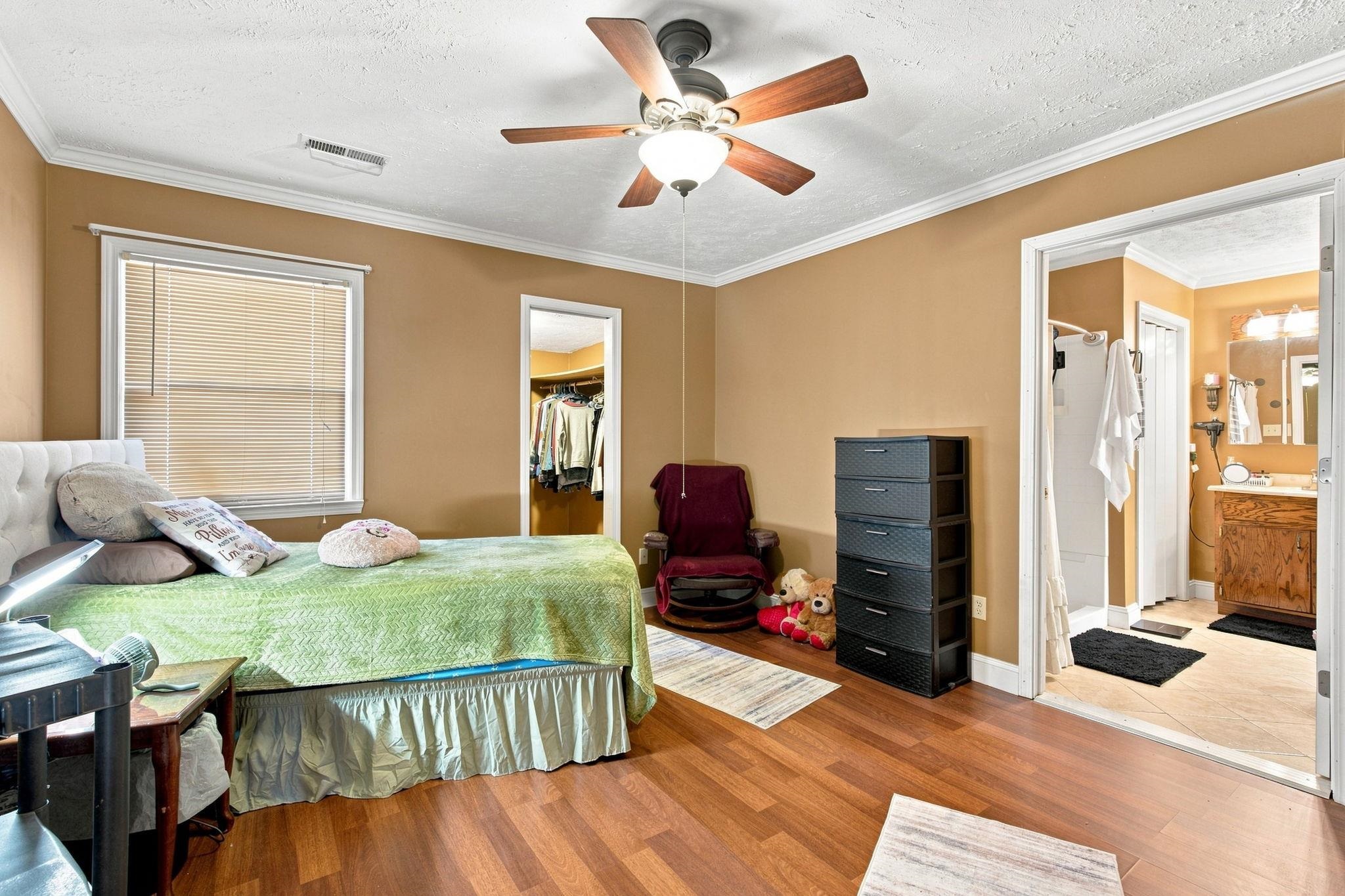 233 Stonebrook Dr. Property Photo 21