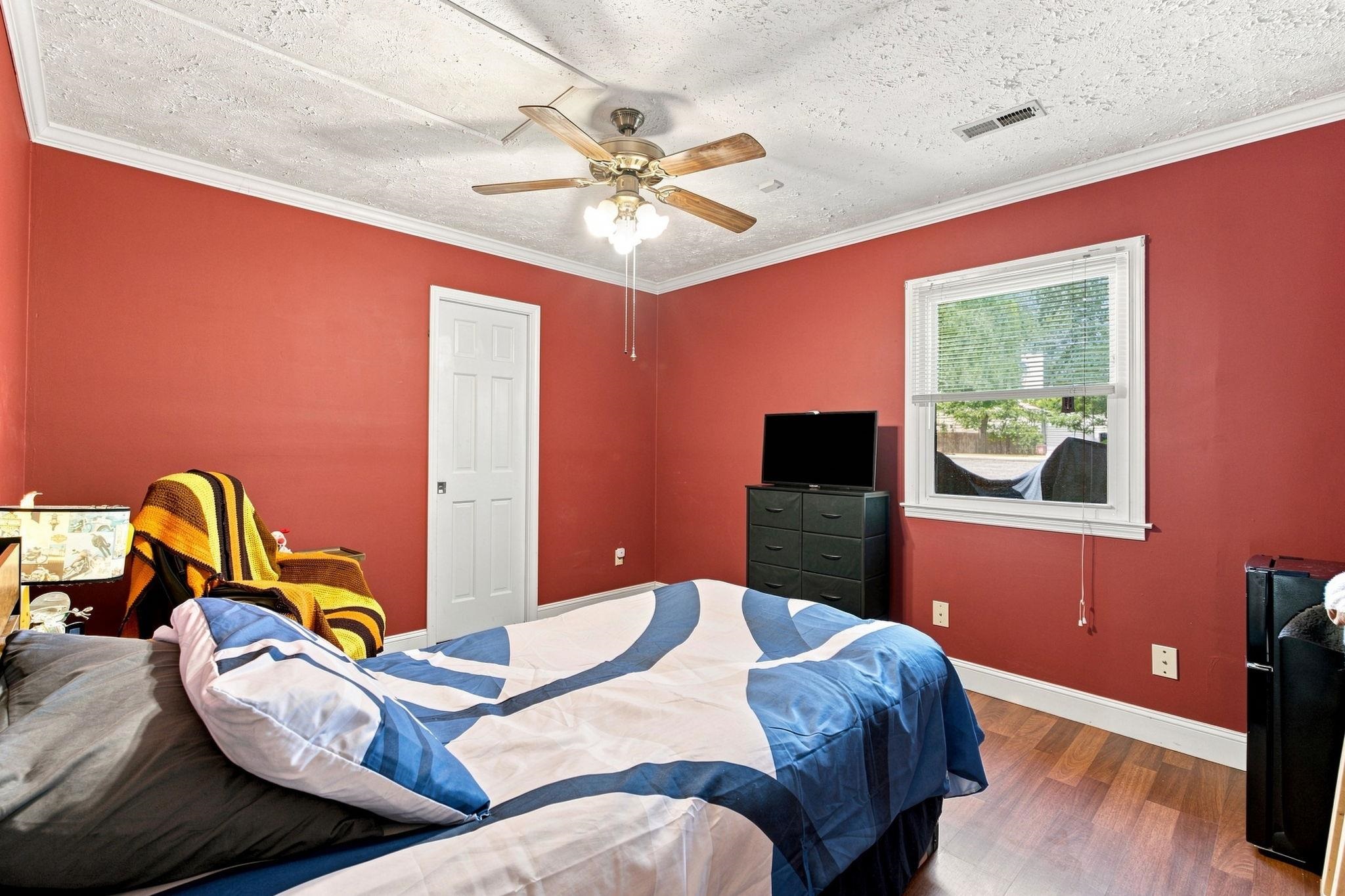 233 Stonebrook Dr. Property Photo 25